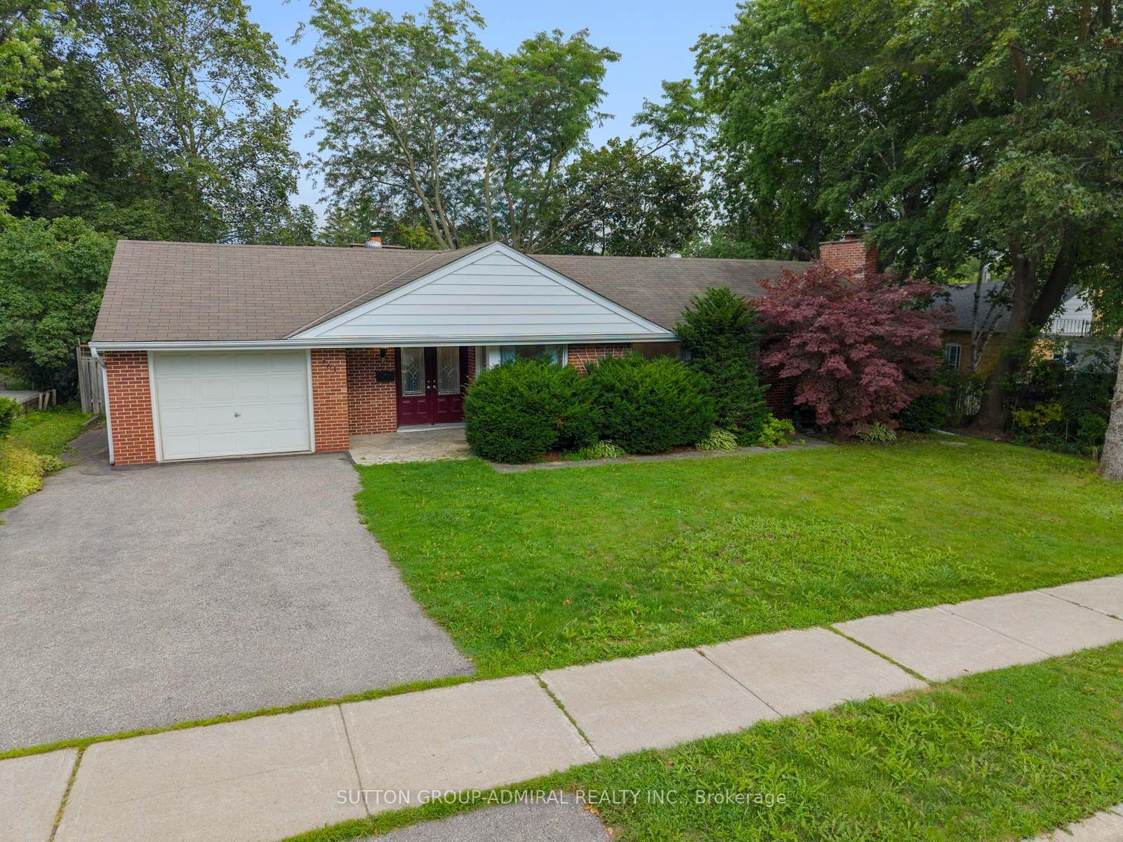Photo 41 of 261 Carol Avenue, Newmarket, Central Newmarket — HOMEH
