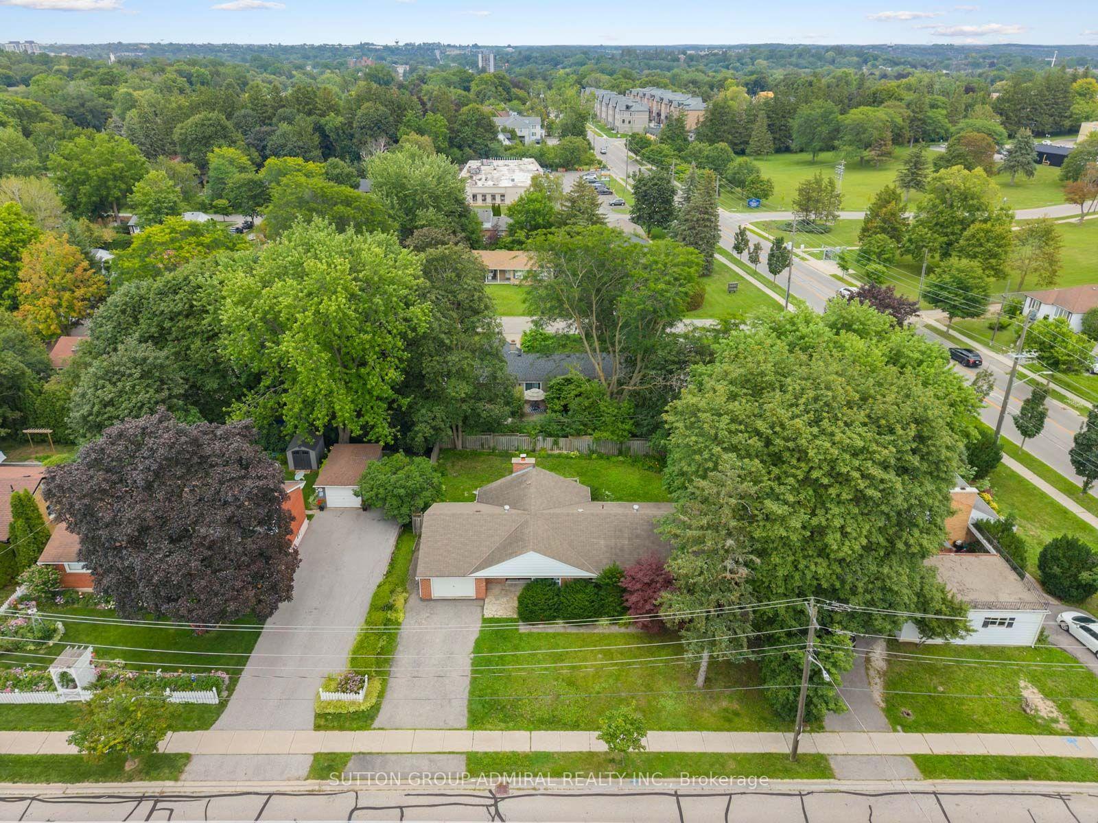 Photo 45 of 261 Carol Avenue, Newmarket, Central Newmarket — HOMEH