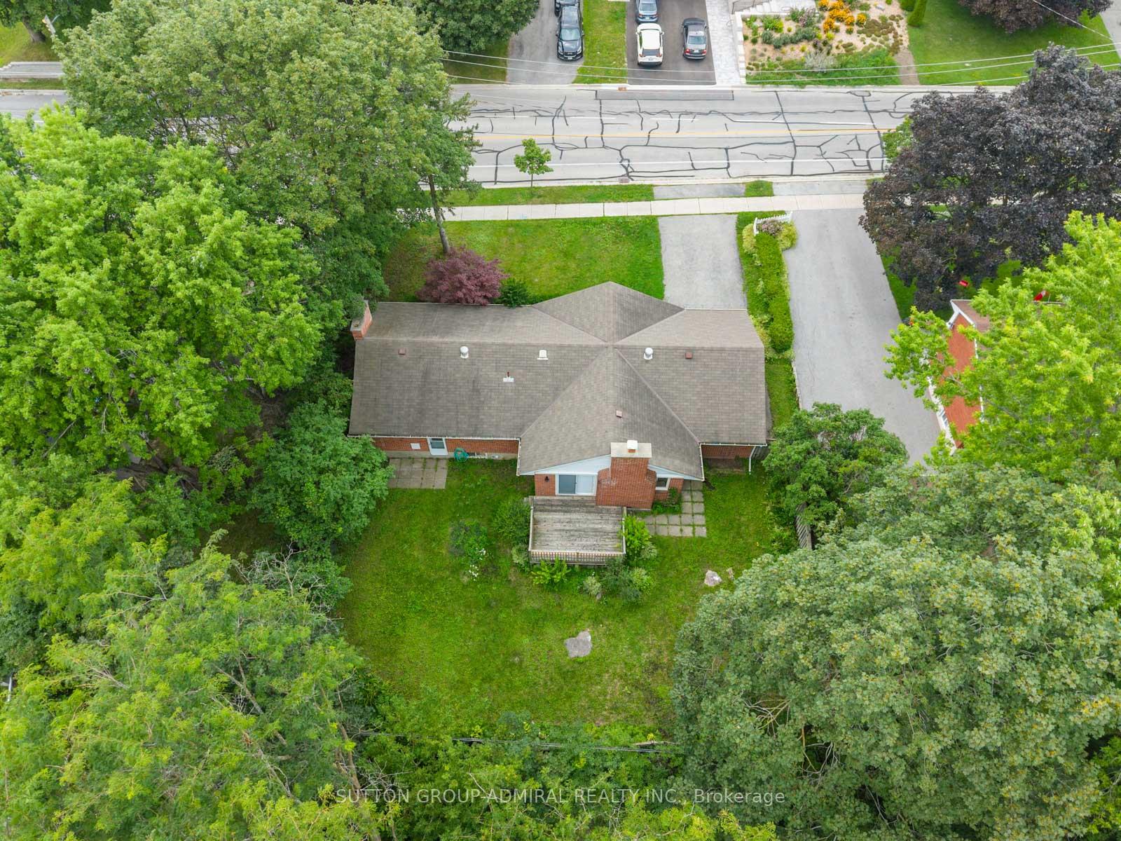 Photo 49 of 261 Carol Avenue, Newmarket, Central Newmarket — HOMEH