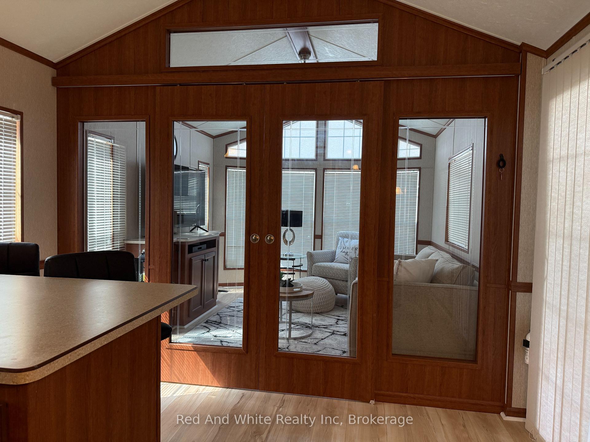 Photo 11 of 103 Madawaska Trail, Wasaga Beach — HOMEH