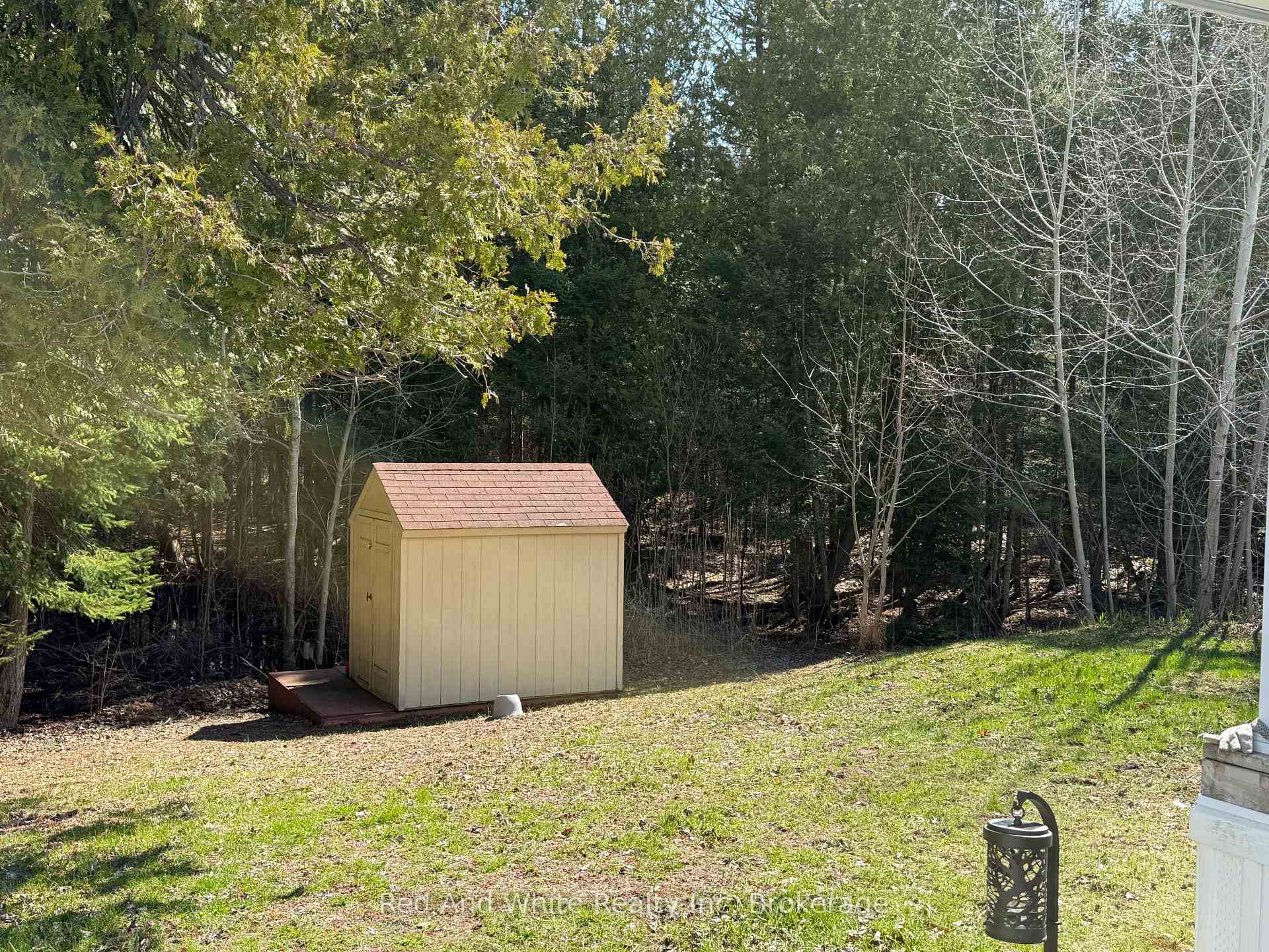 Photo 14 of 103 Madawaska Trail, Wasaga Beach — HOMEH
