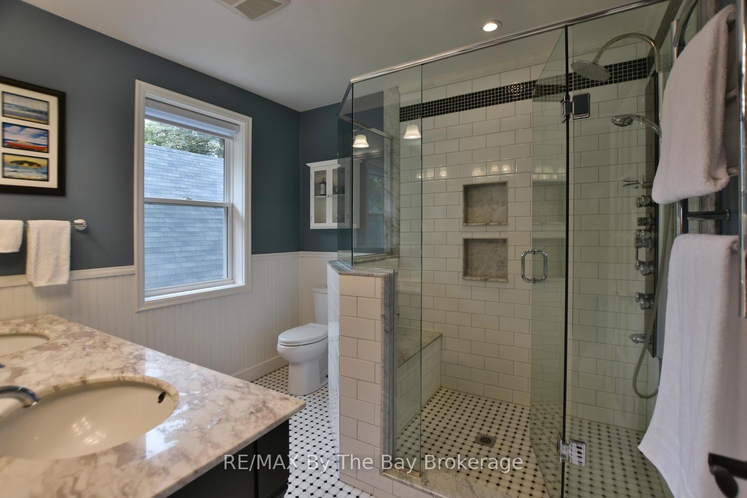 Photo 14 of 214 Elm Street, Clearview, Stayner — HOMEH