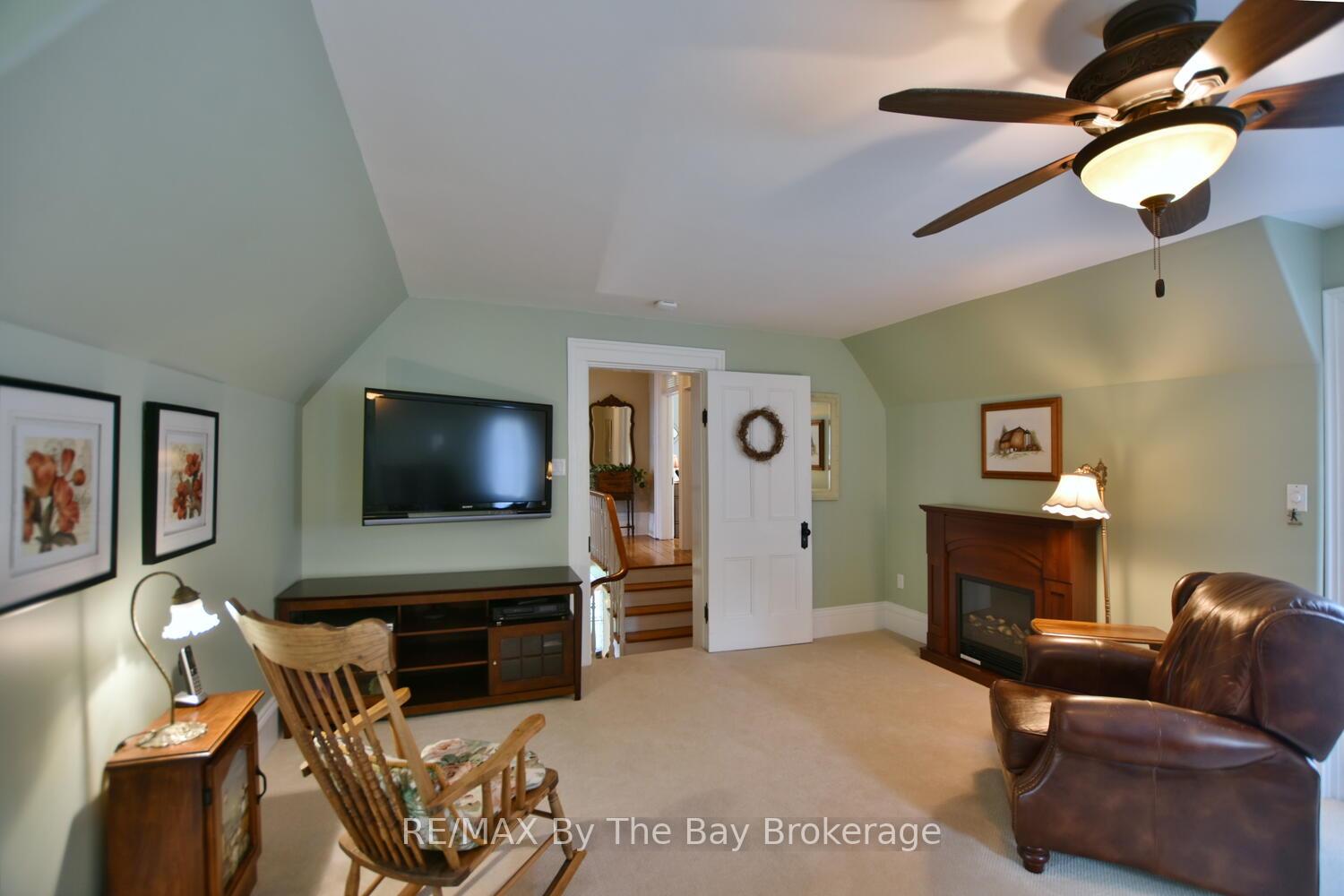 Photo 37 of 214 Elm Street, Clearview, Stayner — HOMEH