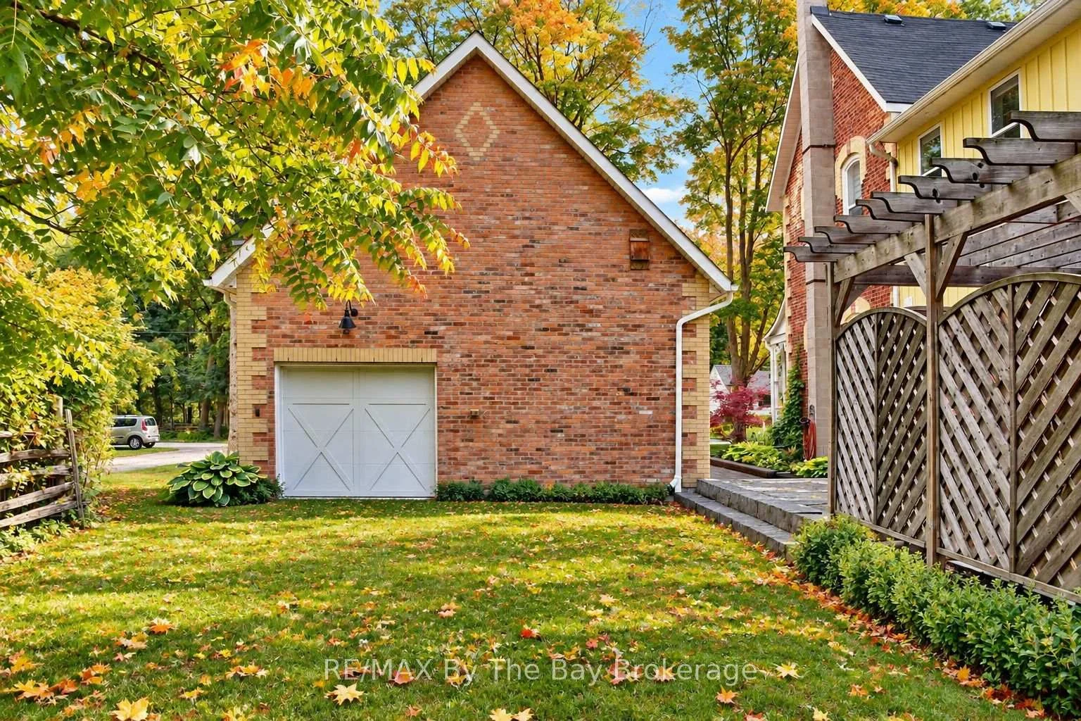 Photo 64 of 214 Elm Street, Clearview, Stayner — HOMEH