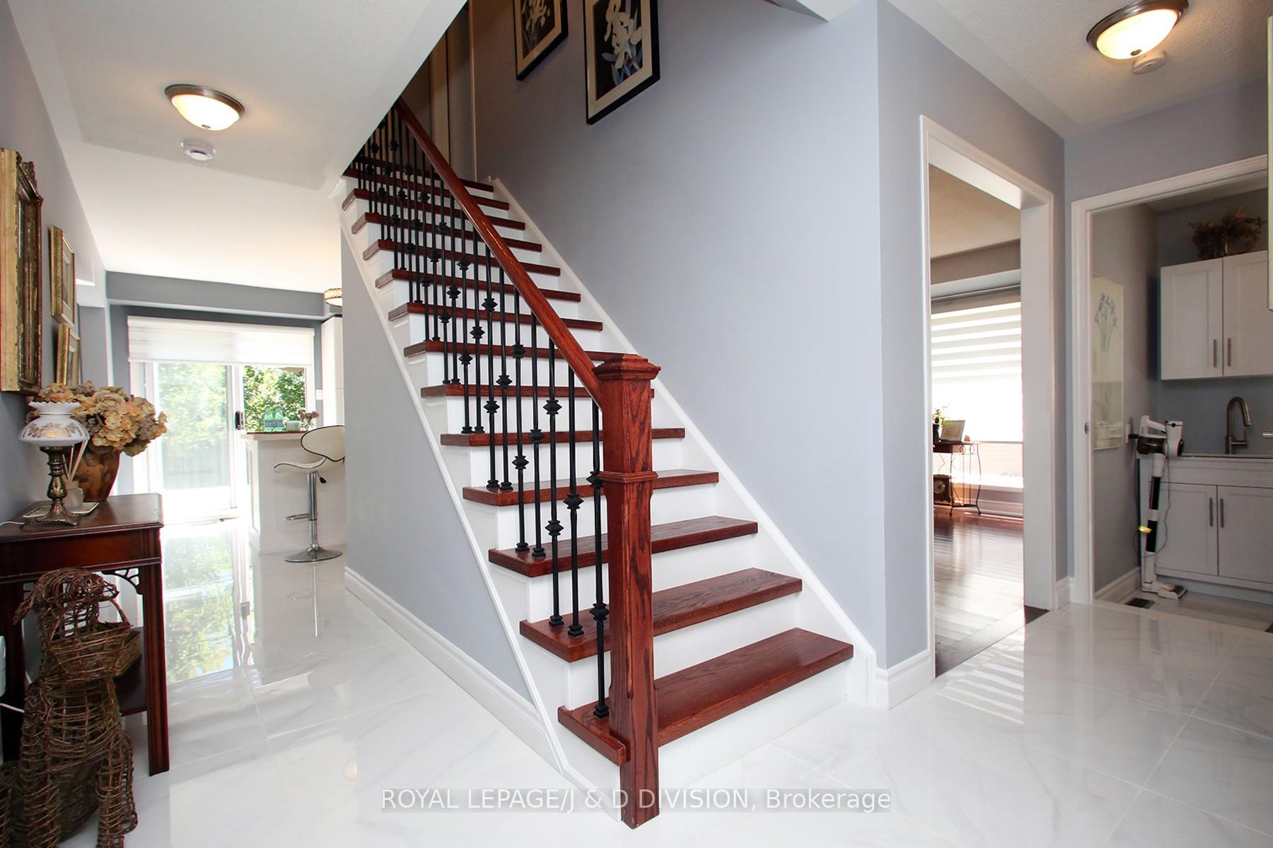Photo 5 of 22 Lahaye Drive, Whitby, Lynde Creek — HOMEH
