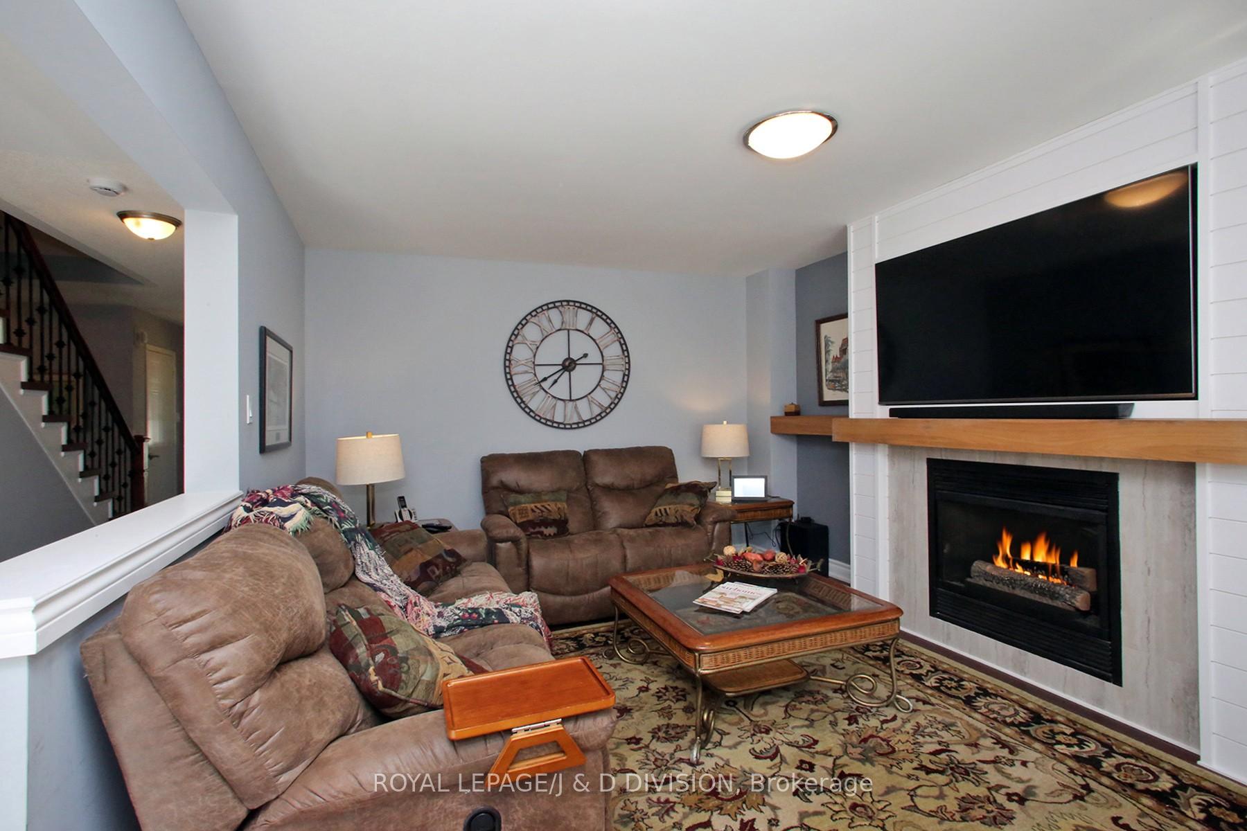 Photo 8 of 22 Lahaye Drive, Whitby, Lynde Creek — HOMEH