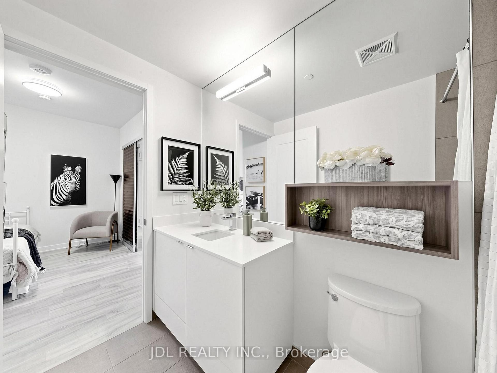 Photo 19 of Unit 2005, 70 Princess Street, Toronto, Waterfront Communities — HOMEH