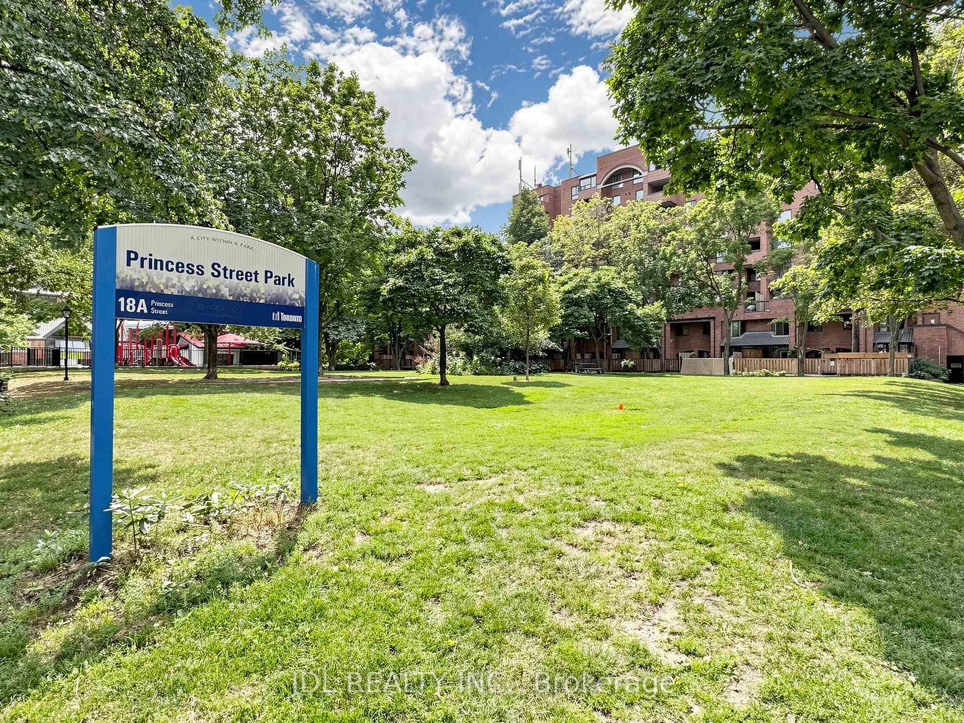 Photo 50 of Unit 2005, 70 Princess Street, Toronto, Waterfront Communities — HOMEH