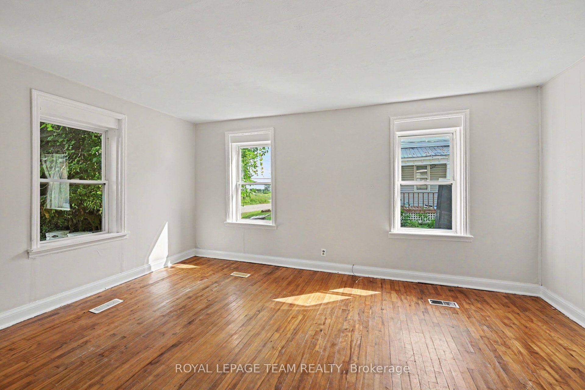 Photo 11 of 10526 Van Allen Road, North Dundas, North Dundas (Mountain) Twp — HOMEH