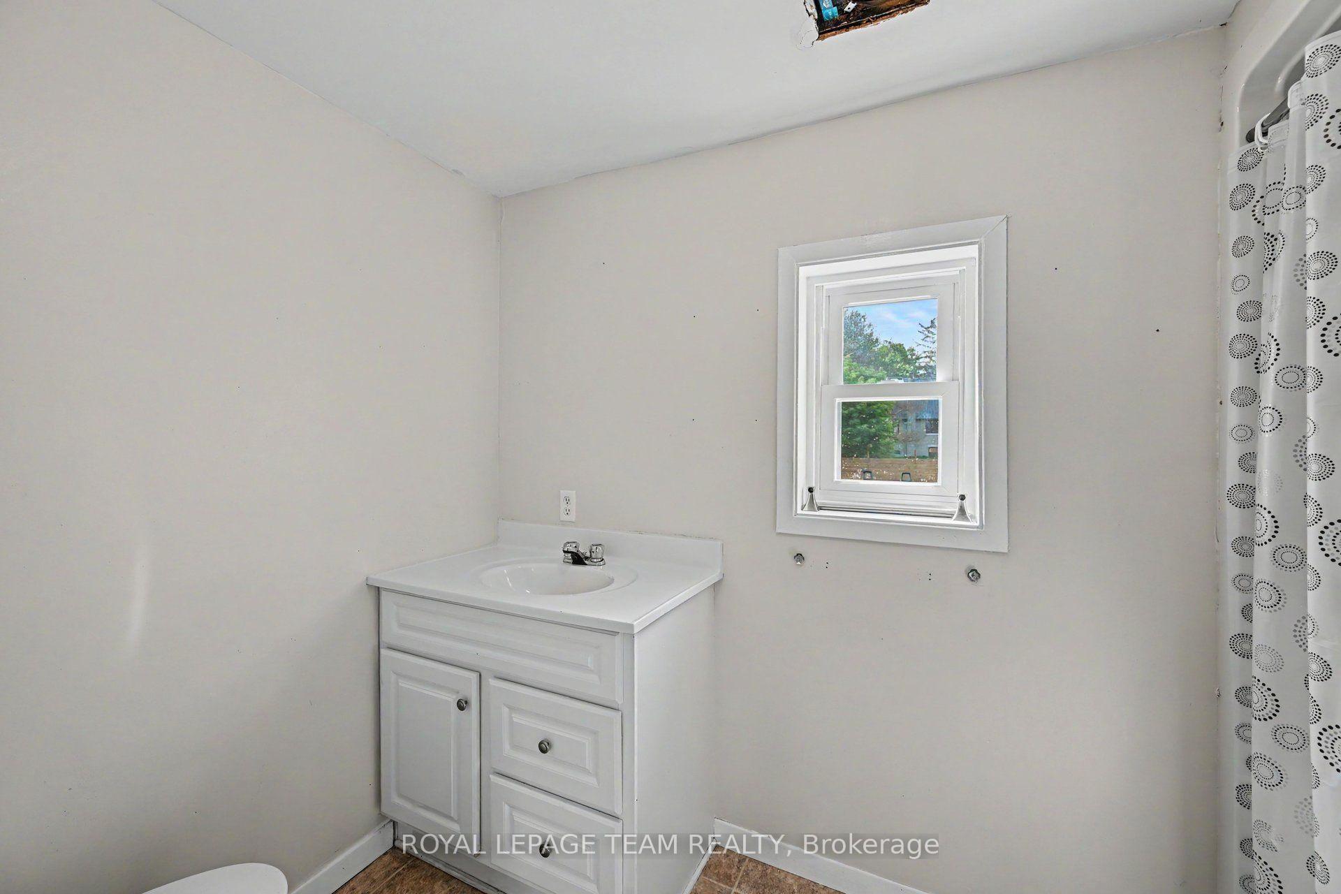 Photo 17 of 10526 Van Allen Road, North Dundas, North Dundas (Mountain) Twp — HOMEH