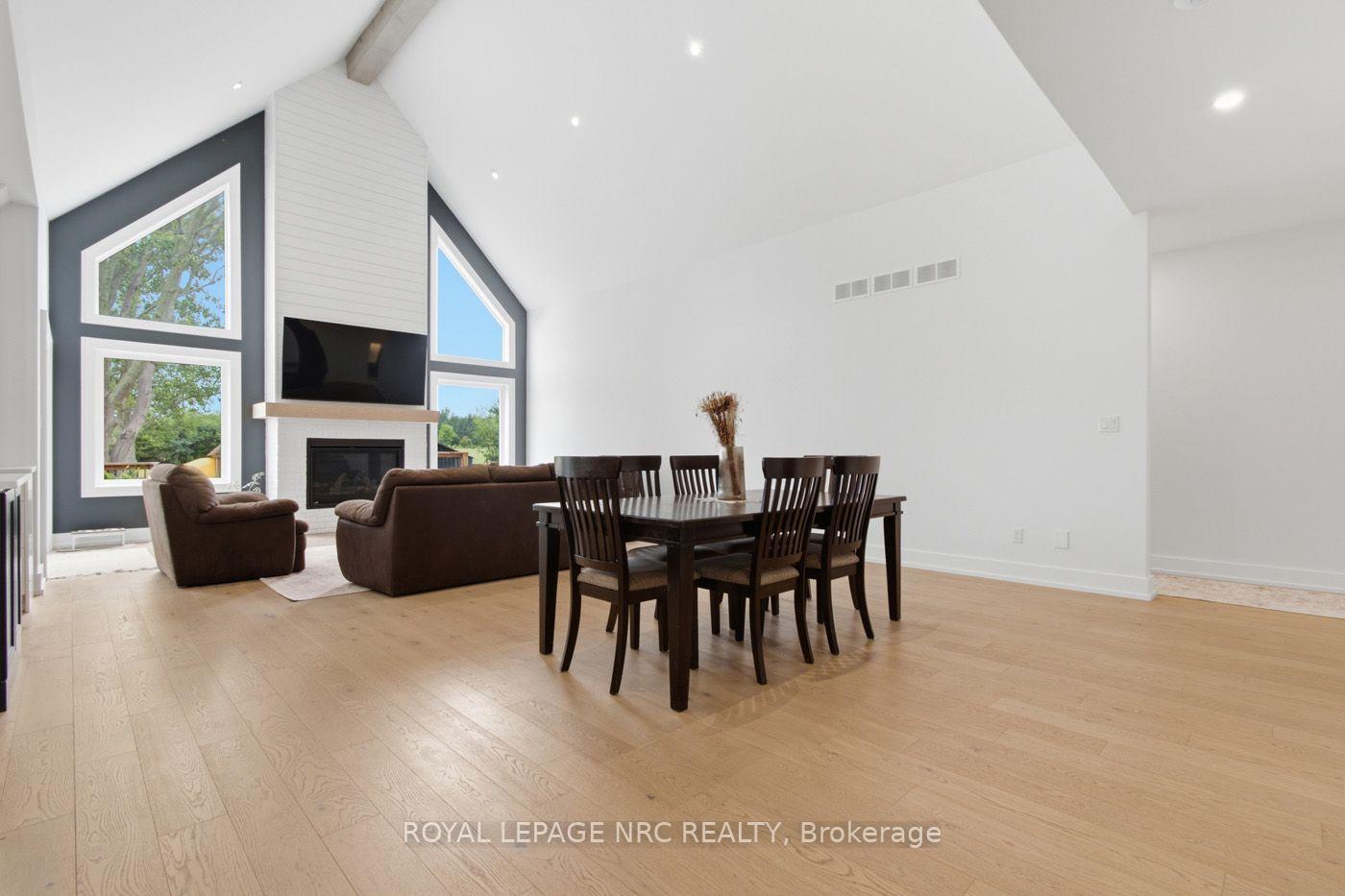 Photo 10 of 701 Buffalo Road, Fort Erie, Crescent Park — HOMEH