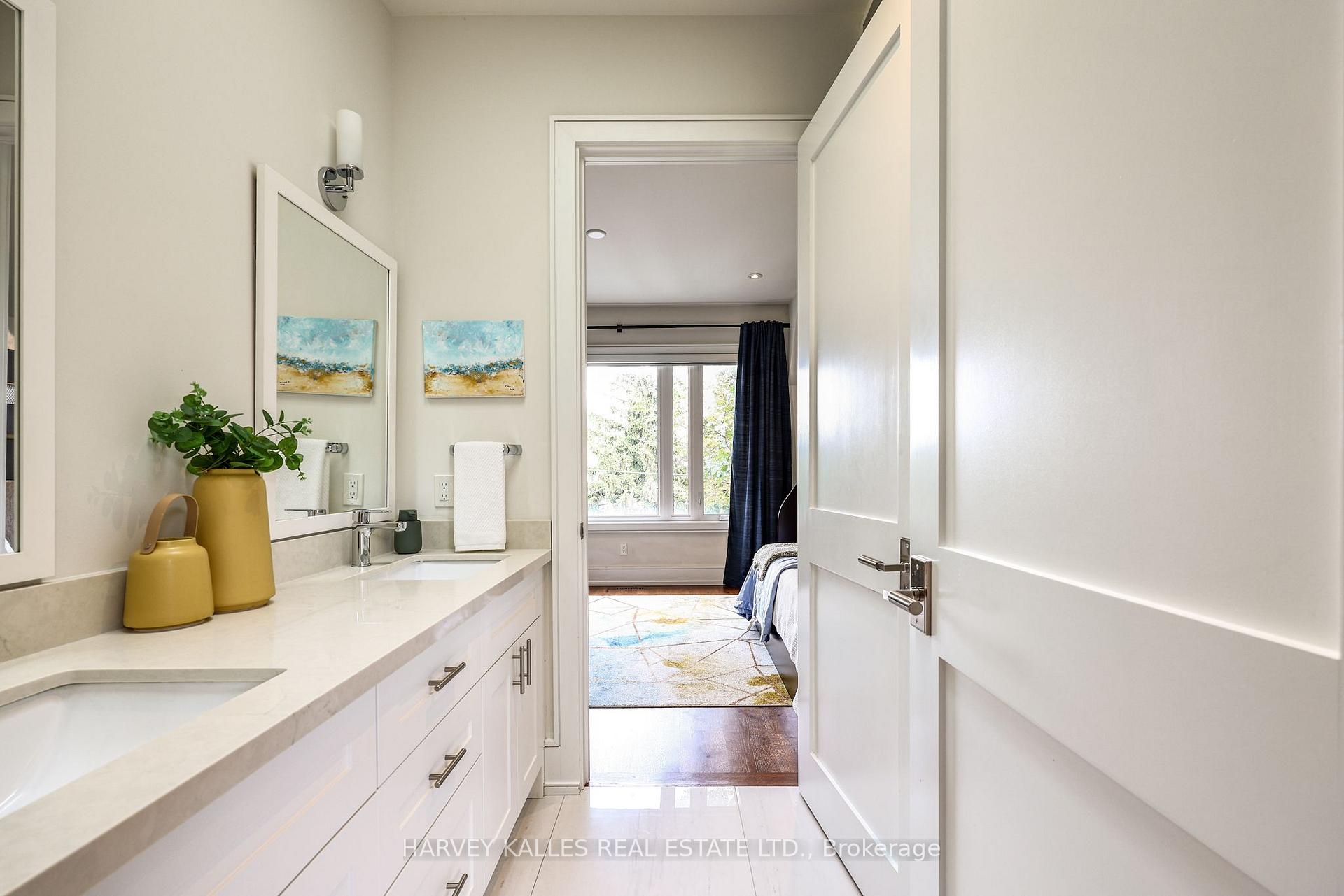 Photo 35 of 67 Dunblaine Avenue, Toronto, Bedford Park-Nortown — HOMEH