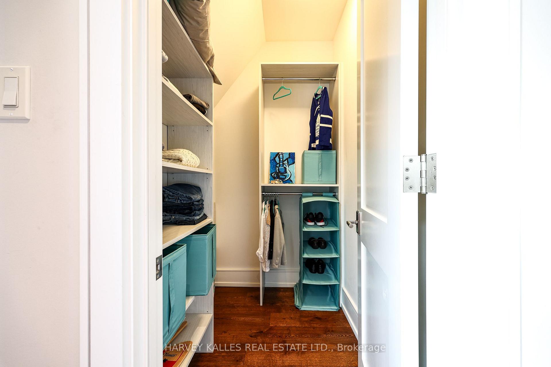 Photo 39 of 67 Dunblaine Avenue, Toronto, Bedford Park-Nortown — HOMEH