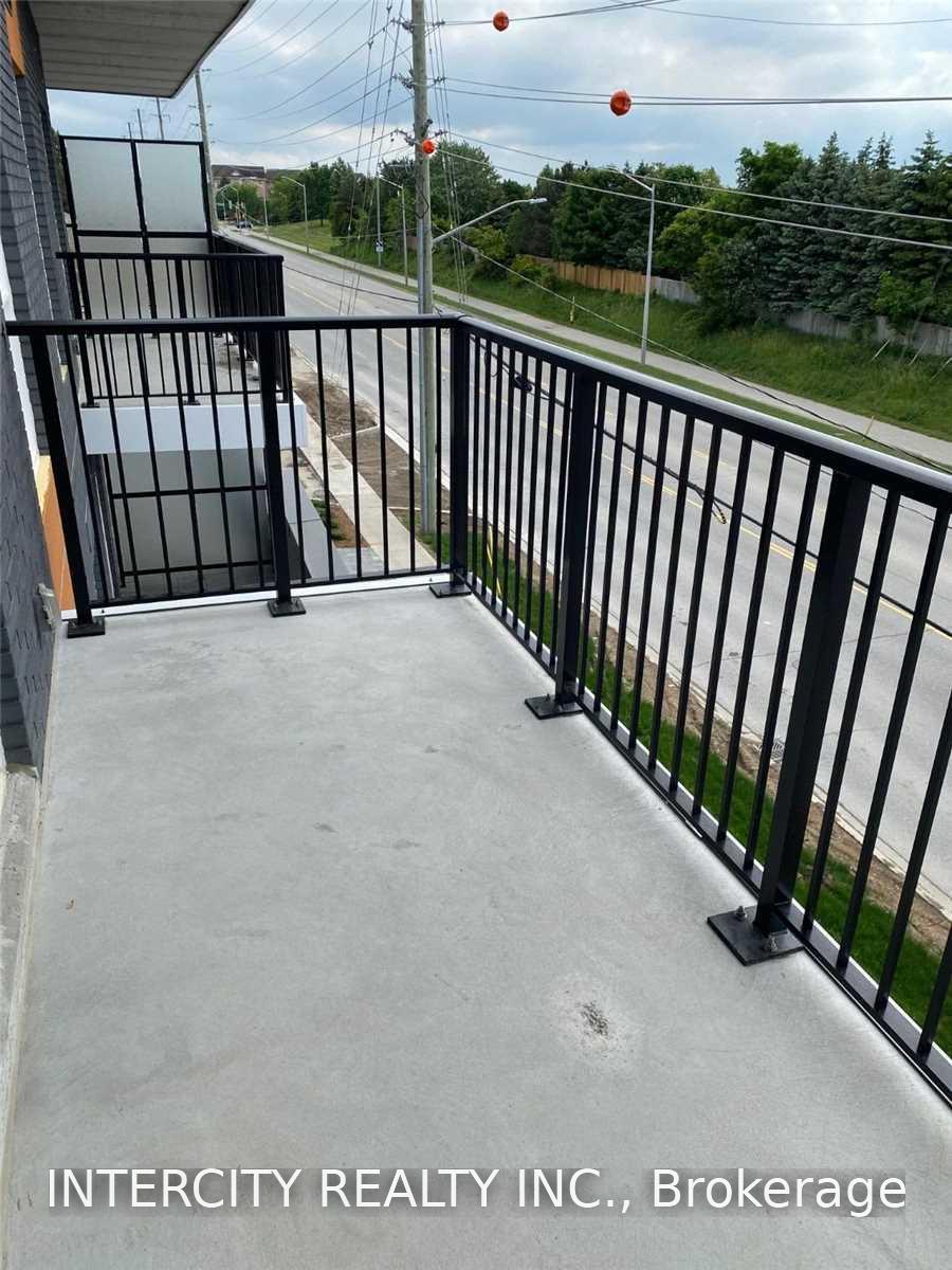 Photo 7 of Unit 309, 430 Essa Road, Barrie, Holly — HOMEH