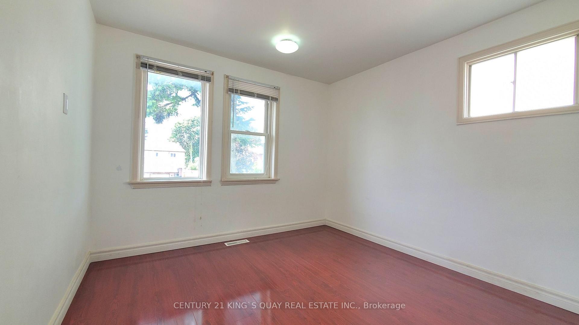 Photo 19 of 51 Carolbreen Square, Scarborough, Agincourt North — HOMEH