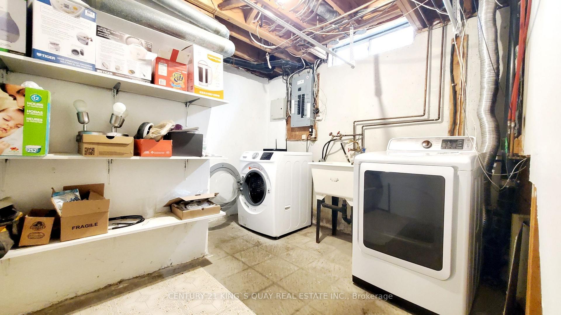Photo 26 of 51 Carolbreen Square, Scarborough, Agincourt North — HOMEH
