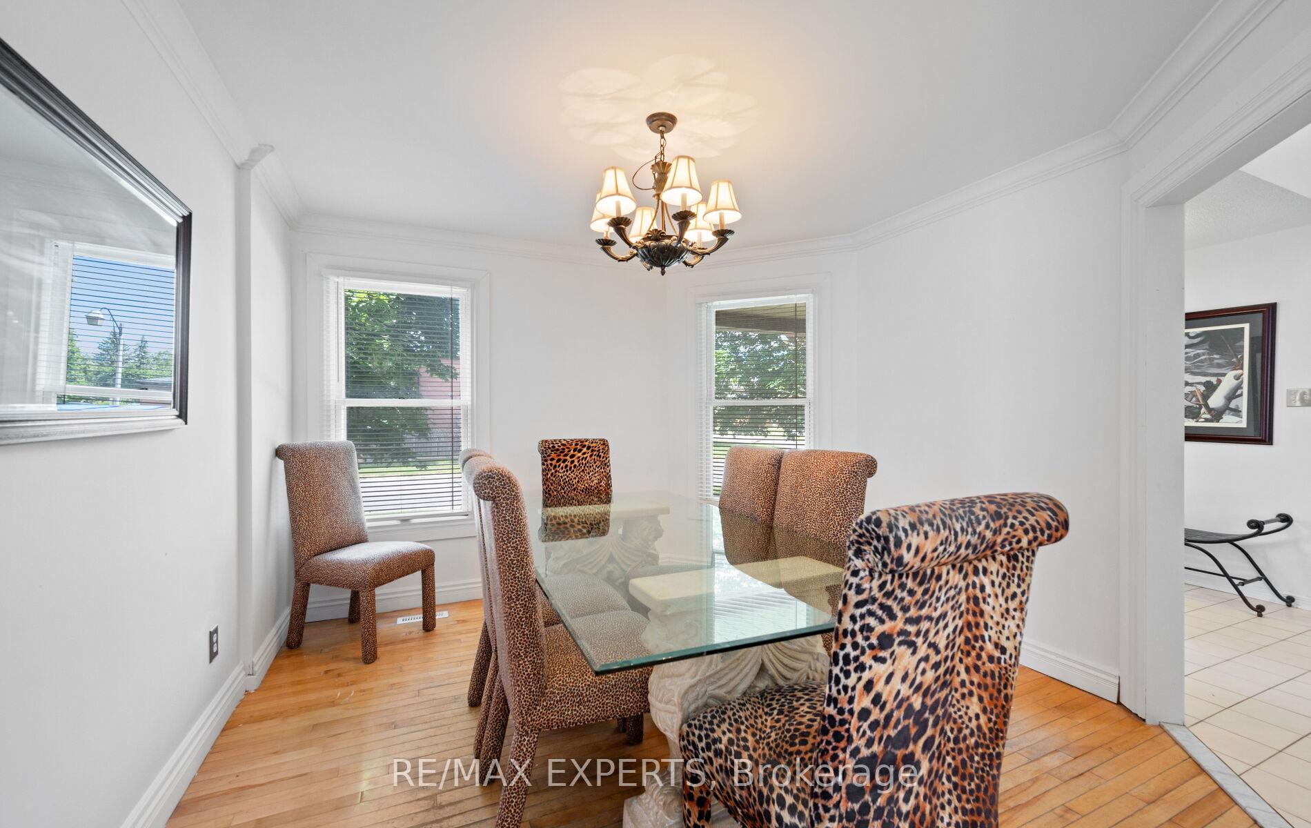Photo 8 of 1 Goodfellow Crescent, Caledon, Bolton North — HOMEH