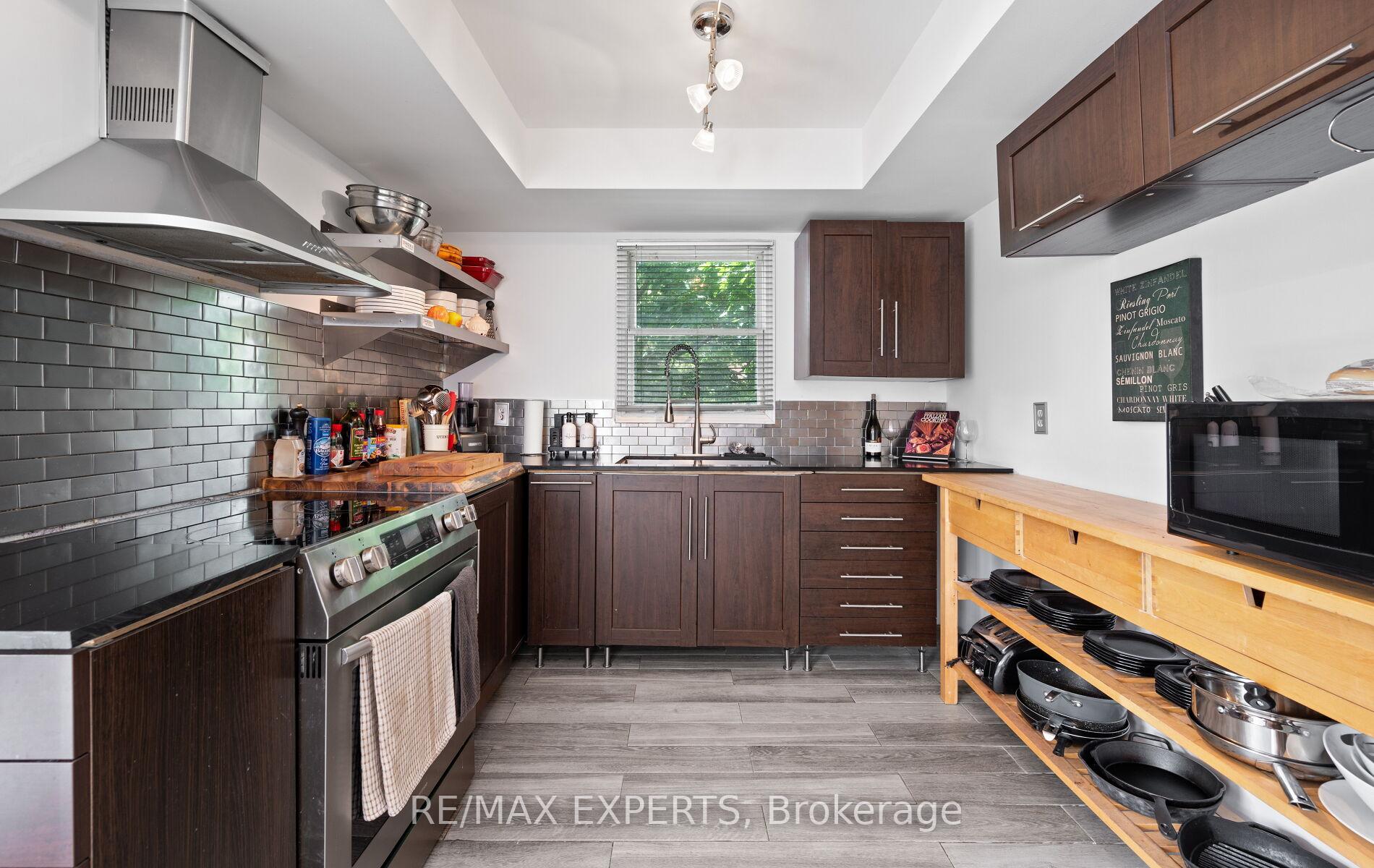 Photo 11 of 1 Goodfellow Crescent, Caledon, Bolton North — HOMEH