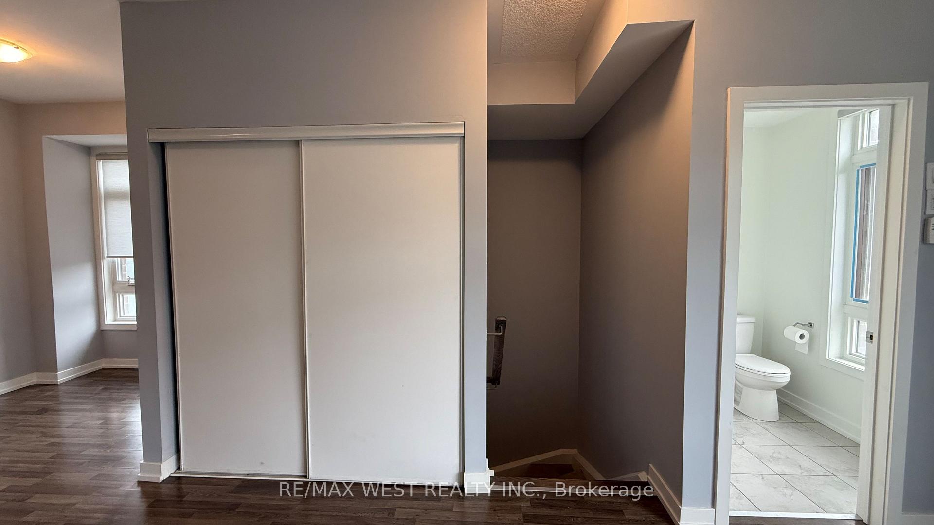 Photo 25 of 2 Lochlin Street, Vaughan, Vaughan Grove — HOMEH