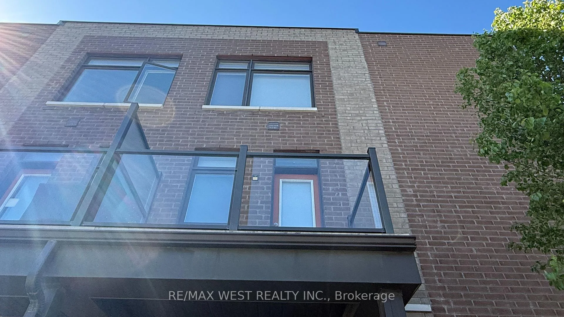 Photo 22 of 2 Lochlin Street, Vaughan, Vaughan Grove — HOMEH