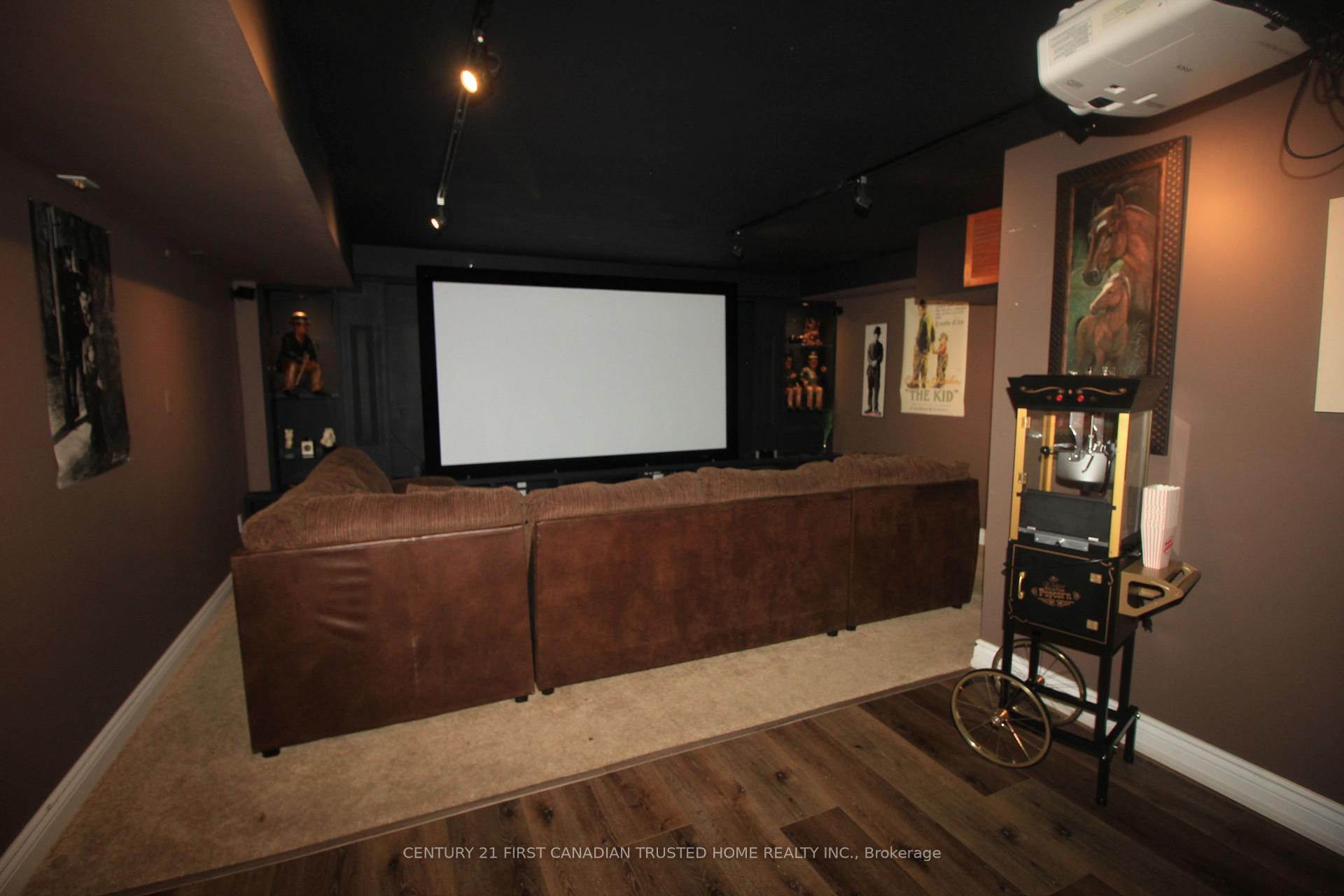 Photo 17 of 27 Croydon Drive, Middlesex Centre, Arva — HOMEH
