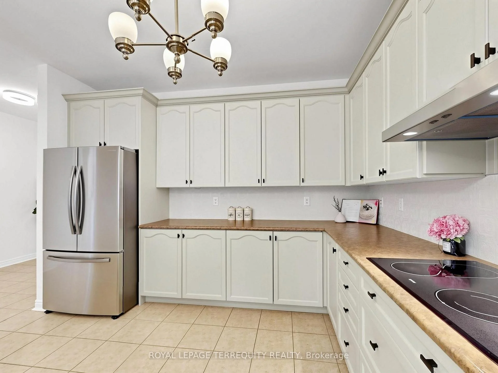 Photo 61 of 19 Johnson Crescent, Halton Hills, Georgetown — HOMEH