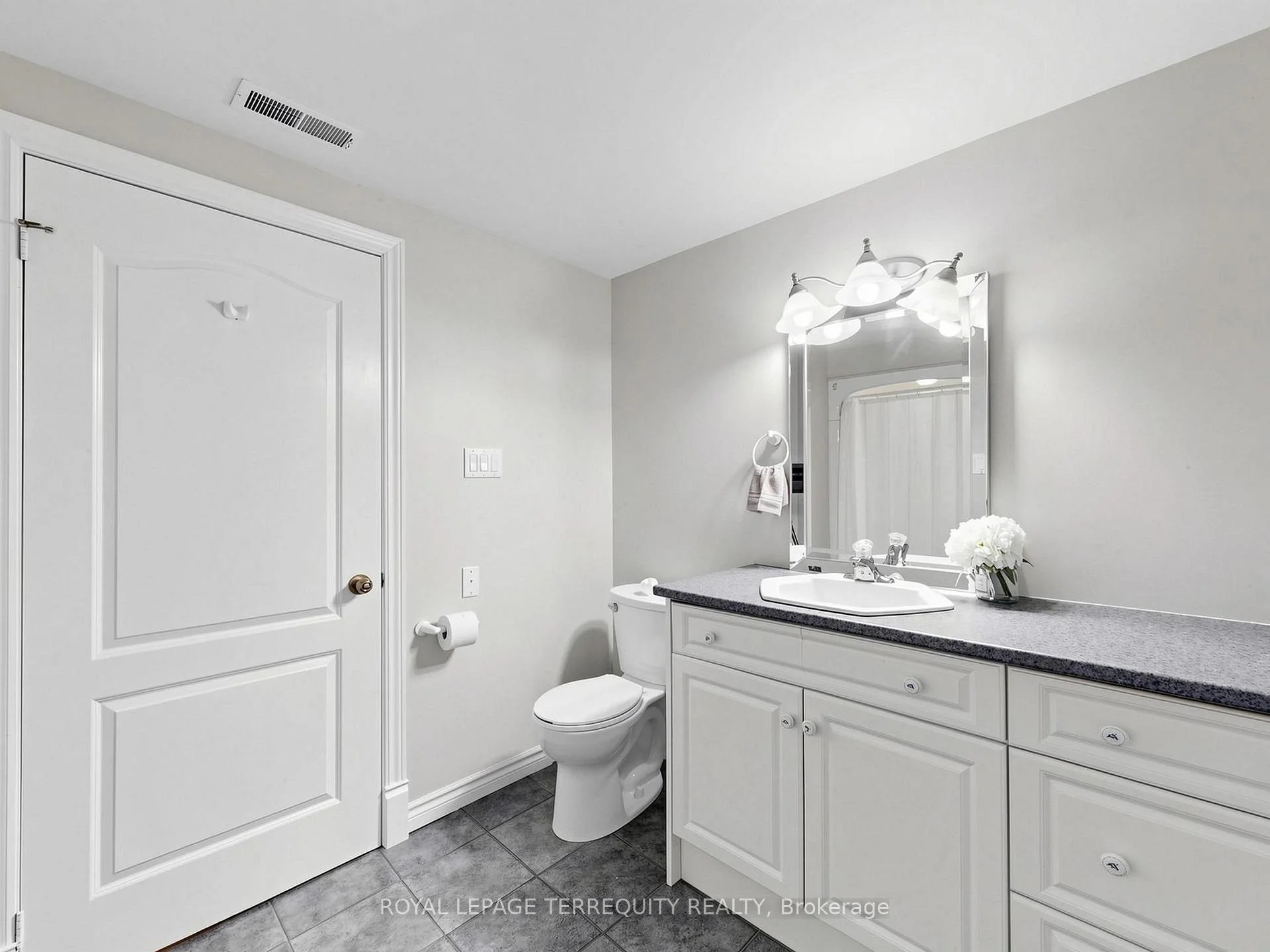 Photo 100 of 19 Johnson Crescent, Halton Hills, Georgetown — HOMEH