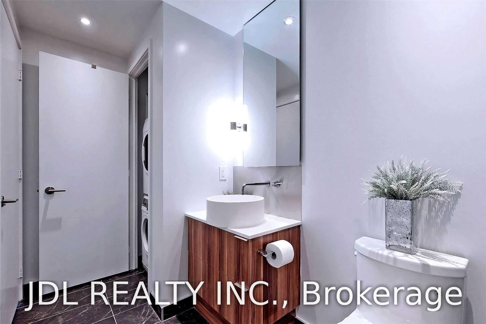 Photo 8 of Unit 1402, 185 Roehampton Avenue, Toronto, Mount Pleasant West — HOMEH