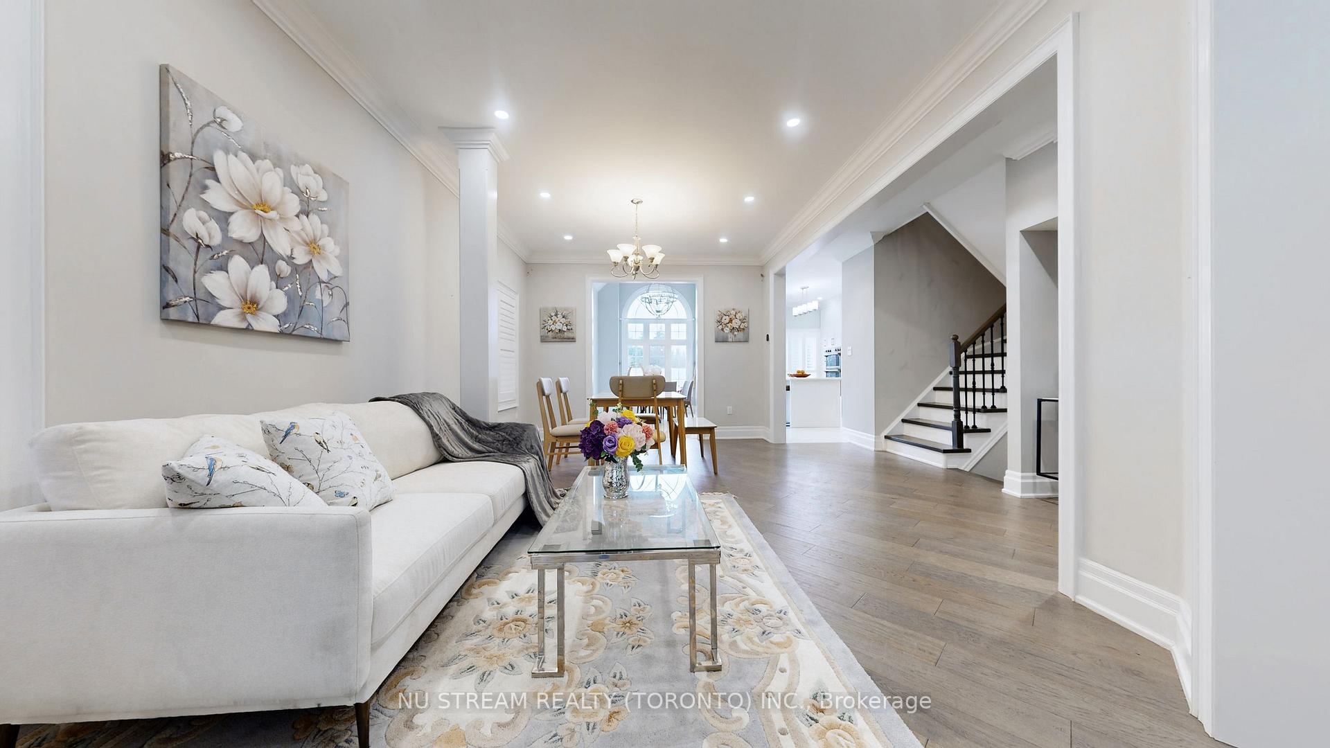 Photo 4 of 191 Milliken Meadows Drive, Markham, Milliken Mills West — HOMEH
