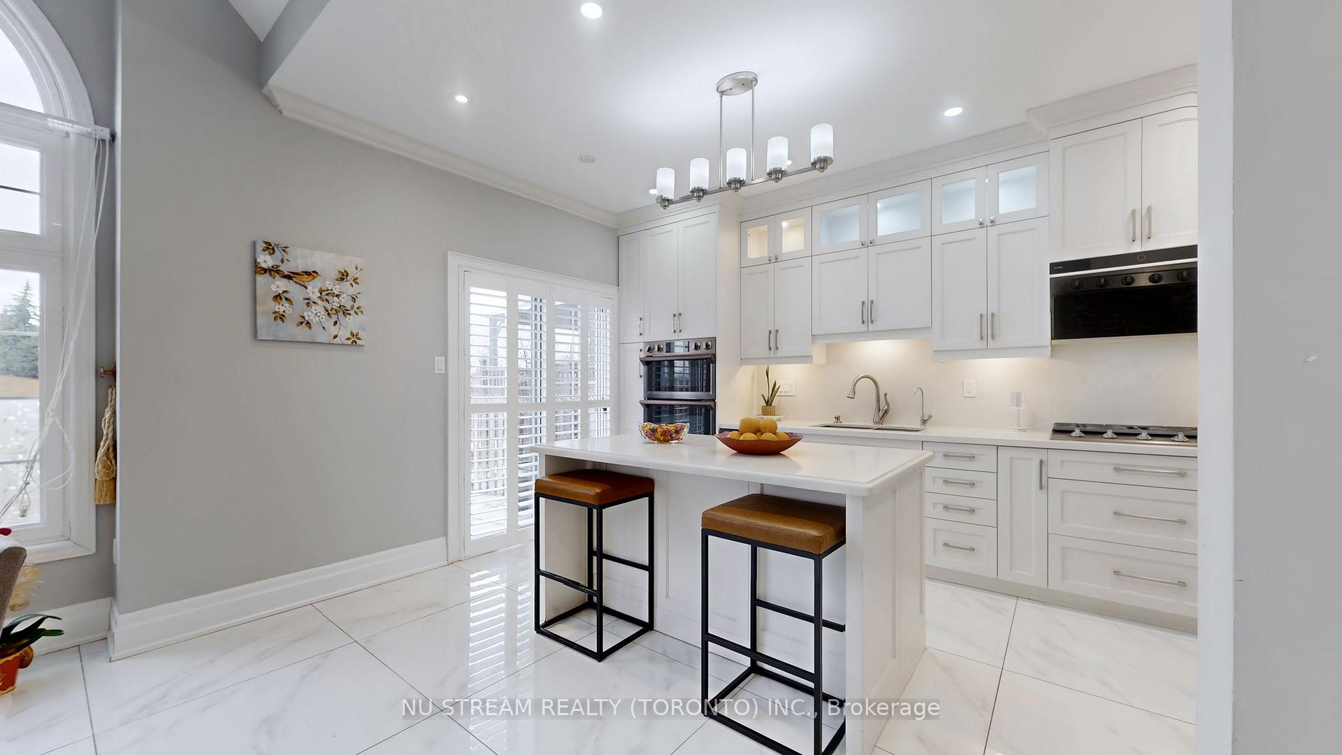 Photo 10 of 191 Milliken Meadows Drive, Markham, Milliken Mills West — HOMEH