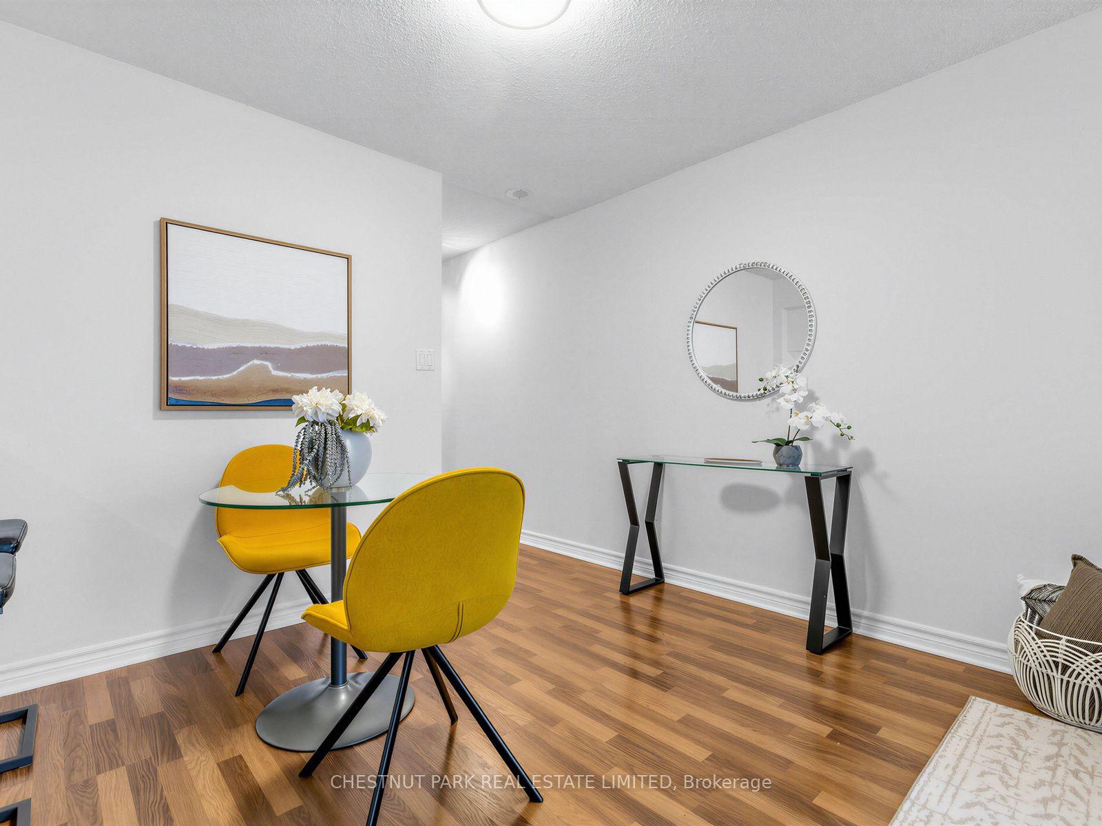 Photo 4 of Unit 1408, 1001 Bay Street, Toronto, Bay Street Corridor — HOMEH