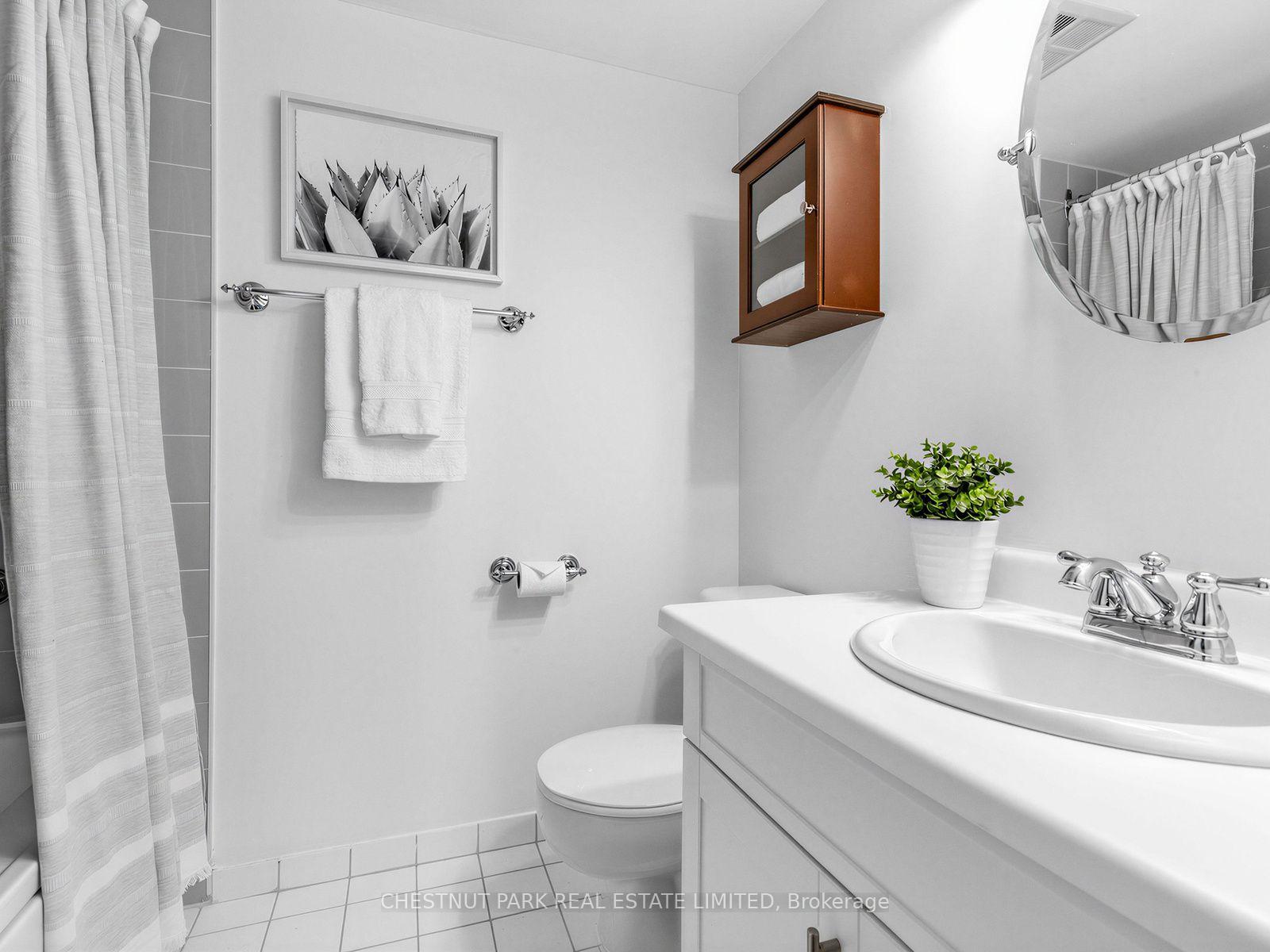 Photo 20 of Unit 1408, 1001 Bay Street, Toronto, Bay Street Corridor — HOMEH