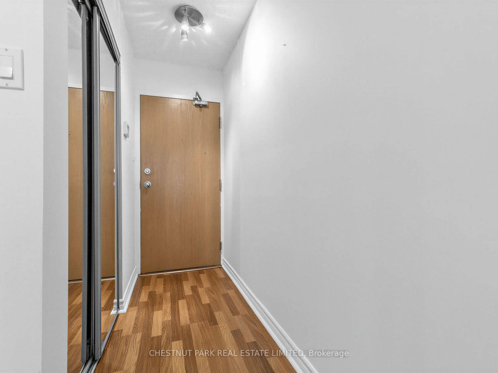 Photo 3 of Unit 1408, 1001 Bay Street, Toronto, Bay Street Corridor — HOMEH