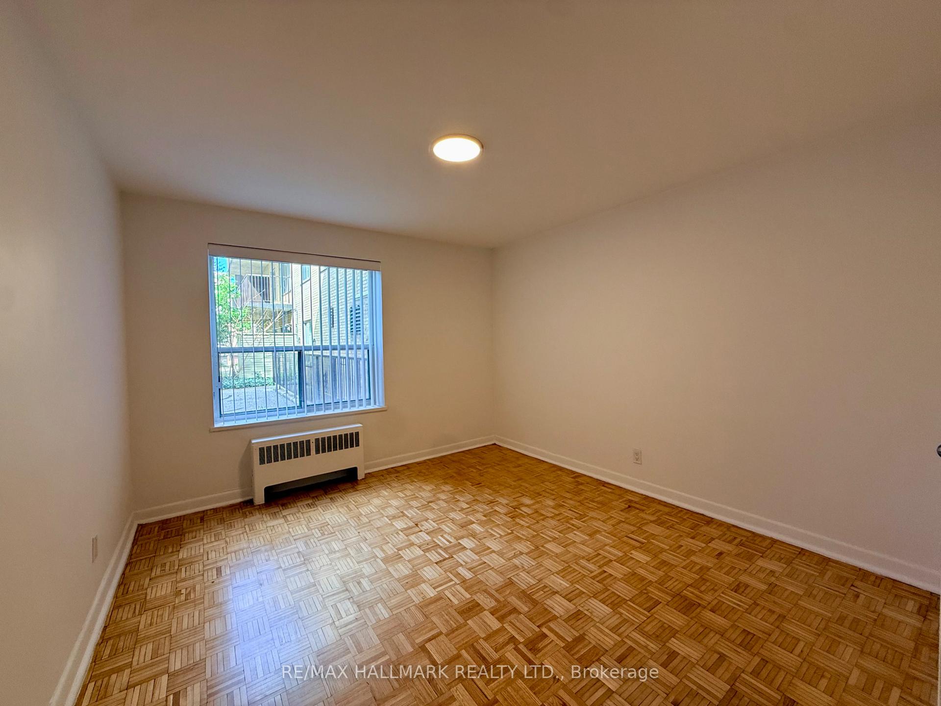 Photo 8 of Unit 101, 30 Upper Canada Drive, North York, St. Andrew-Windfields — HOMEH
