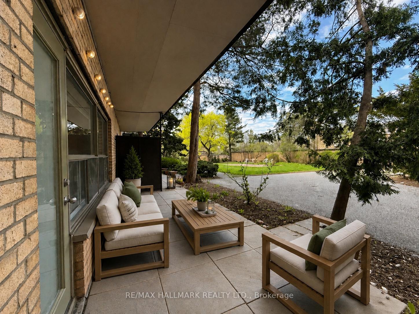 Photo 11 of Unit 101, 30 Upper Canada Drive, North York, St. Andrew-Windfields — HOMEH