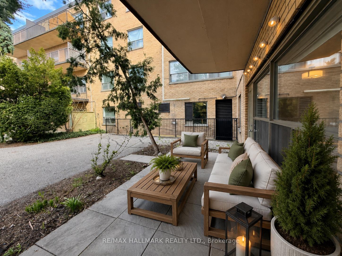 Photo 13 of Unit 101, 30 Upper Canada Drive, North York, St. Andrew-Windfields — HOMEH