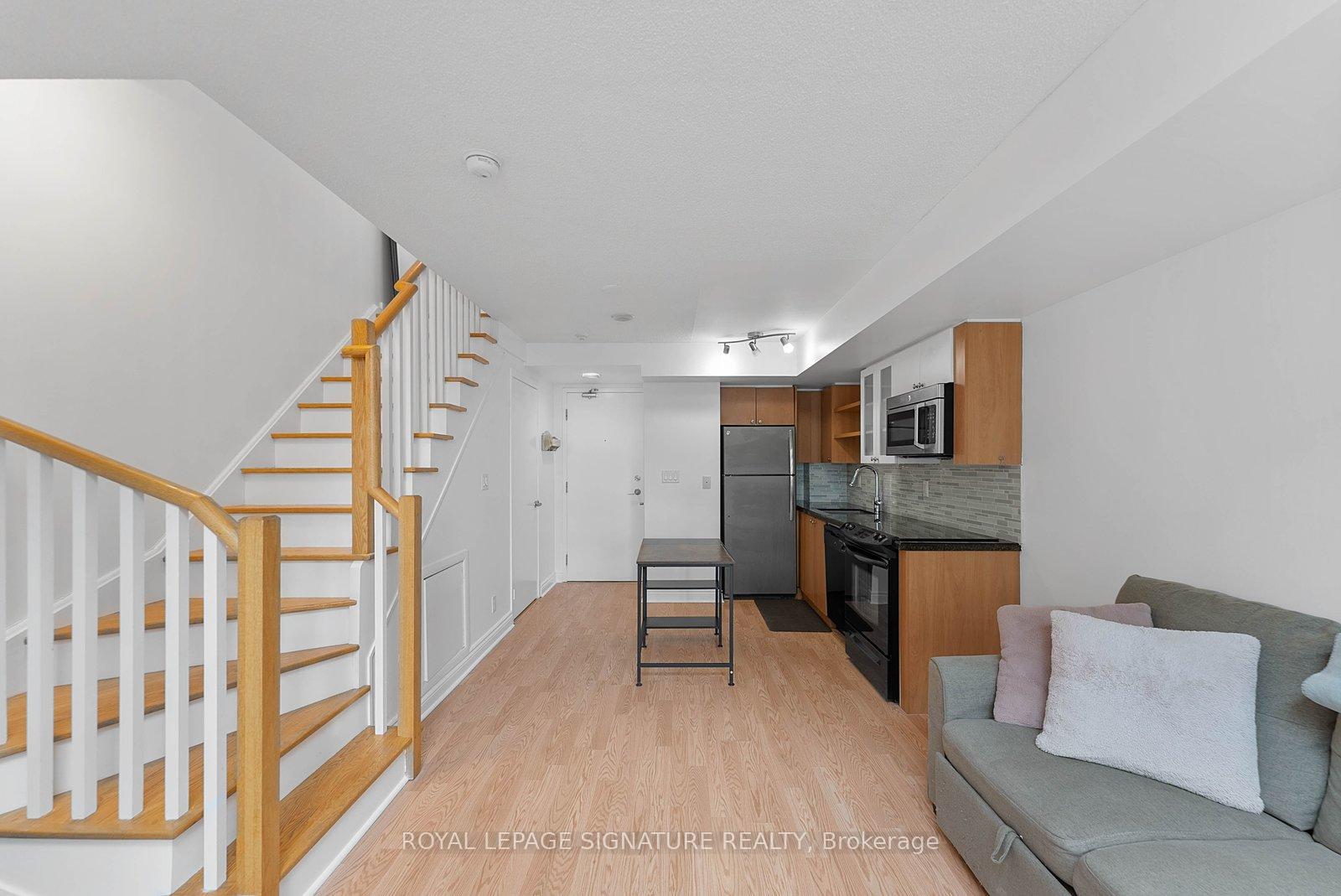 Photo 14 of Unit 831, 600 Fleet Street, Toronto, Waterfront Communities — HOMEH