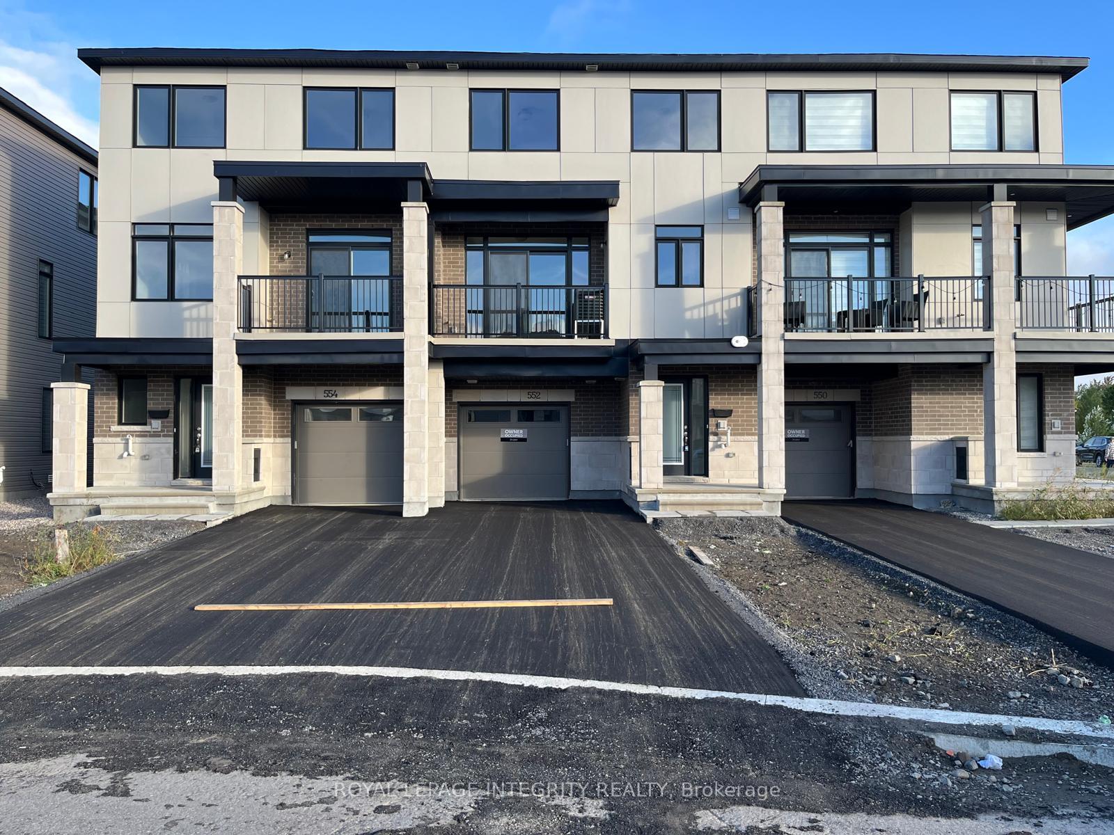 Photo 1 of 552 Tahoe Heights, Ottawa, Leitrim — HOMEH