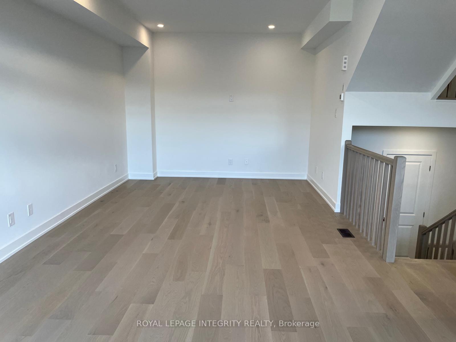 Photo 3 of 552 Tahoe Heights, Ottawa, Leitrim — HOMEH