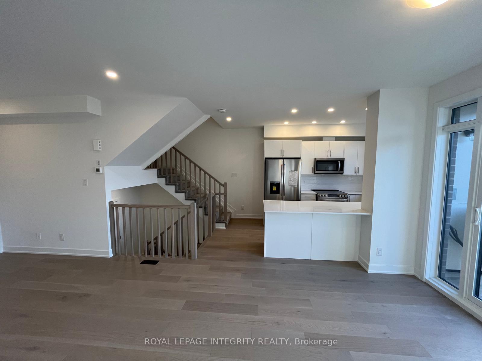 Photo 7 of 552 Tahoe Heights, Ottawa, Leitrim — HOMEH
