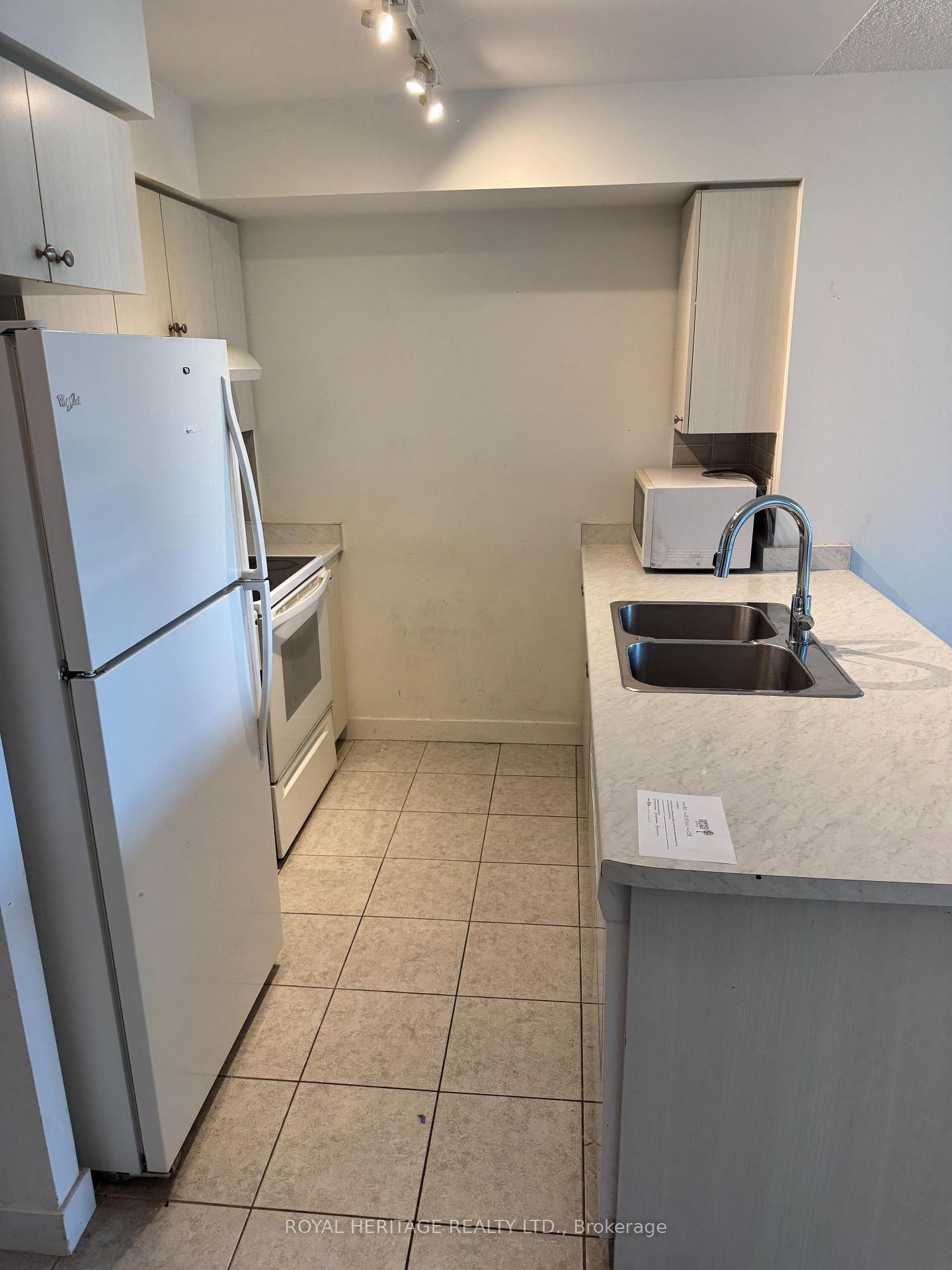Photo 3 of Unit 403, 1346 Danforth Road, Scarborough, Eglinton East — HOMEH