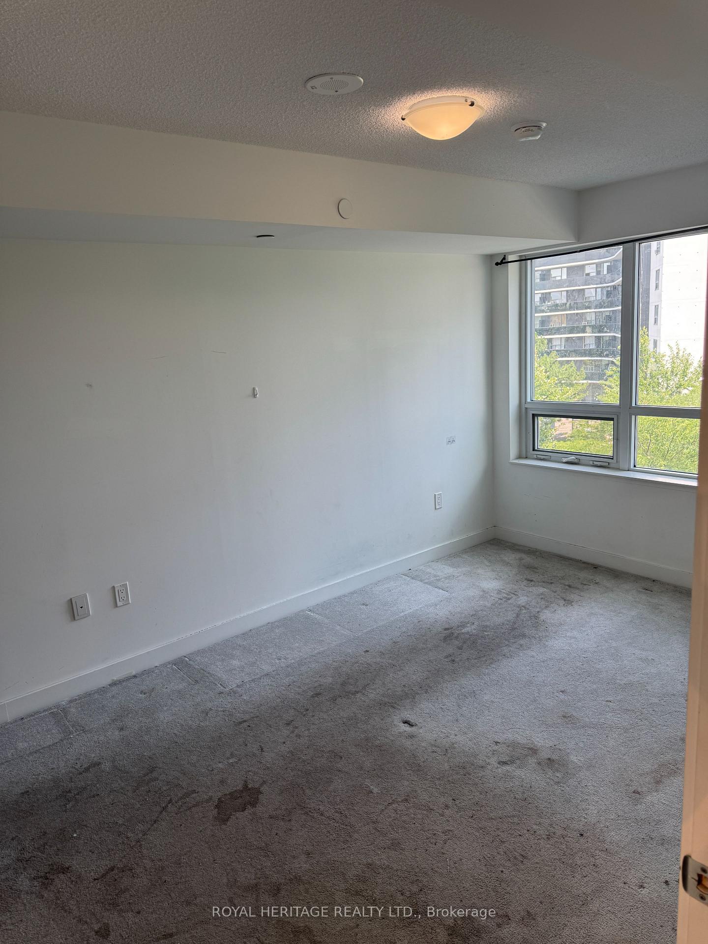 Photo 7 of Unit 403, 1346 Danforth Road, Scarborough, Eglinton East — HOMEH