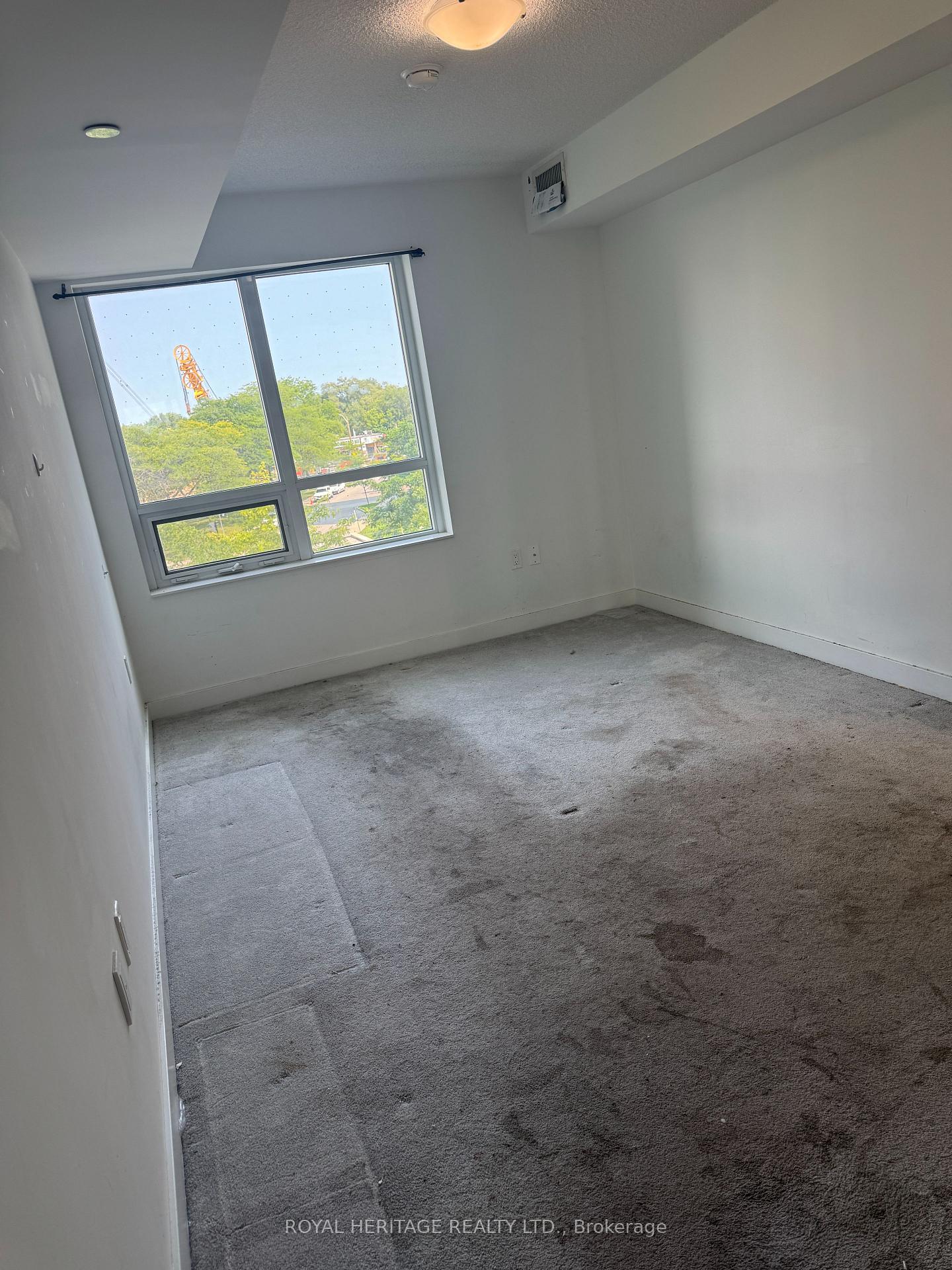 Photo 9 of Unit 403, 1346 Danforth Road, Scarborough, Eglinton East — HOMEH