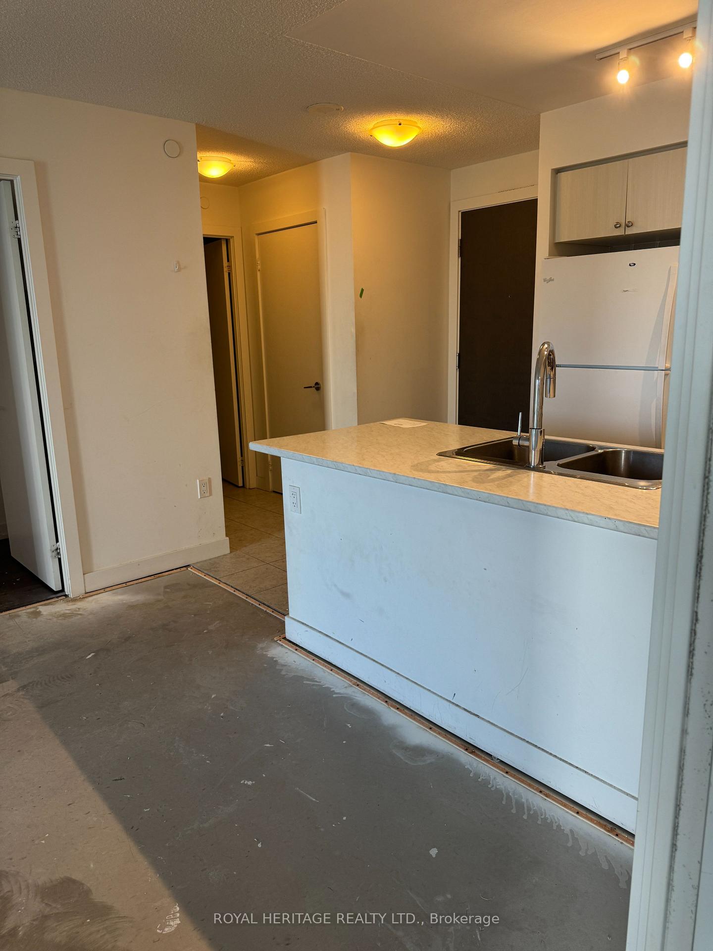 Photo 12 of Unit 403, 1346 Danforth Road, Scarborough, Eglinton East — HOMEH