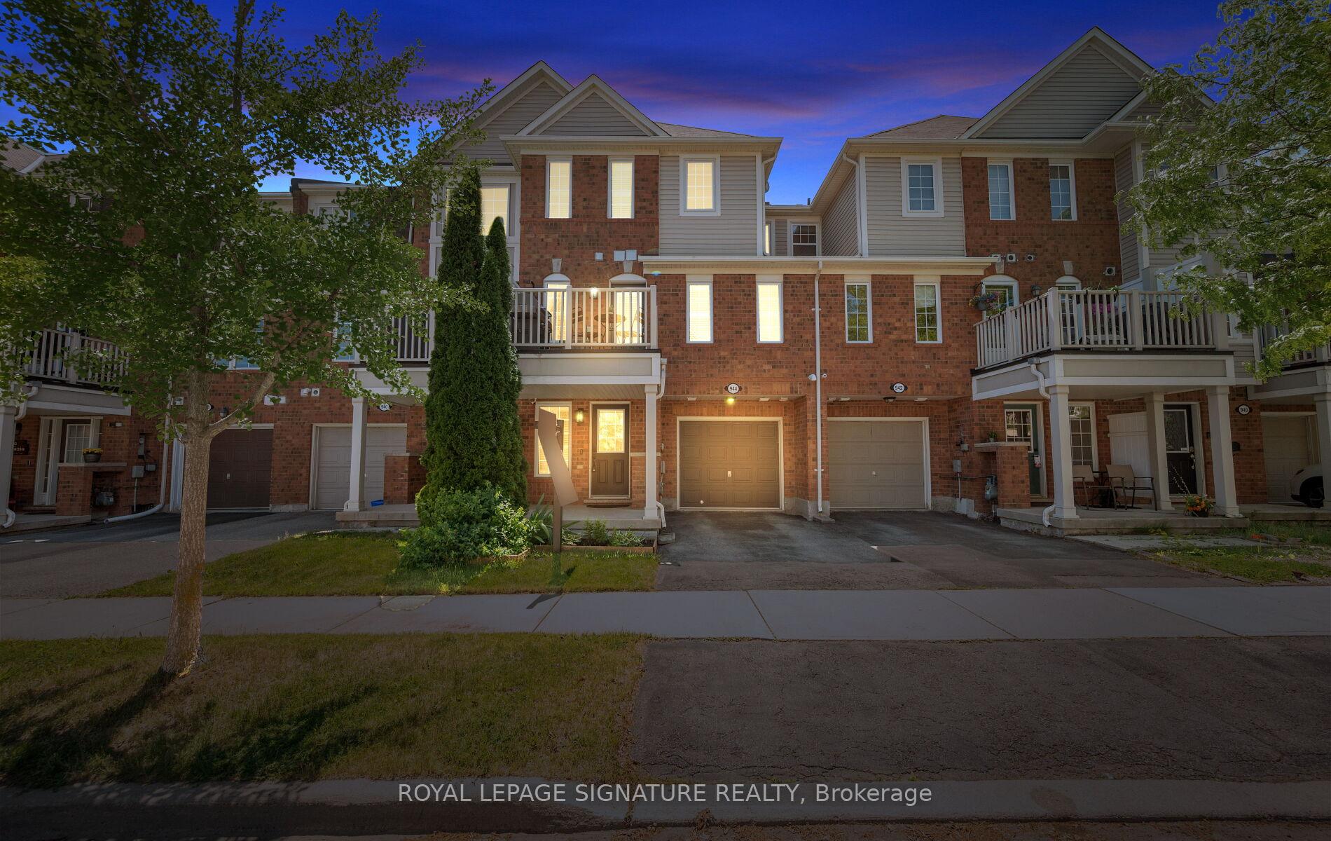 Photo 2 of 944 Deverell Place, Milton, Coates — HOMEH
