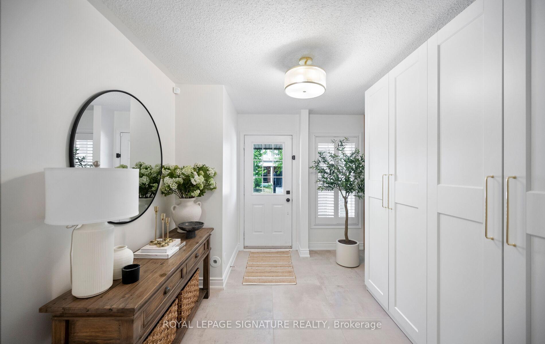 Photo 4 of 944 Deverell Place, Milton, Coates — HOMEH