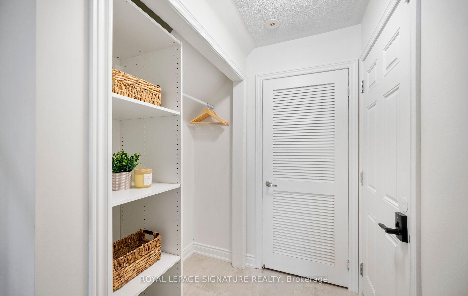 Photo 8 of 944 Deverell Place, Milton, Coates — HOMEH