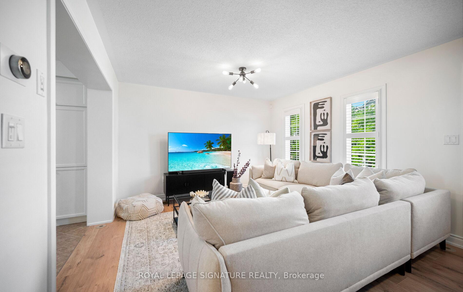 Photo 12 of 944 Deverell Place, Milton, Coates — HOMEH