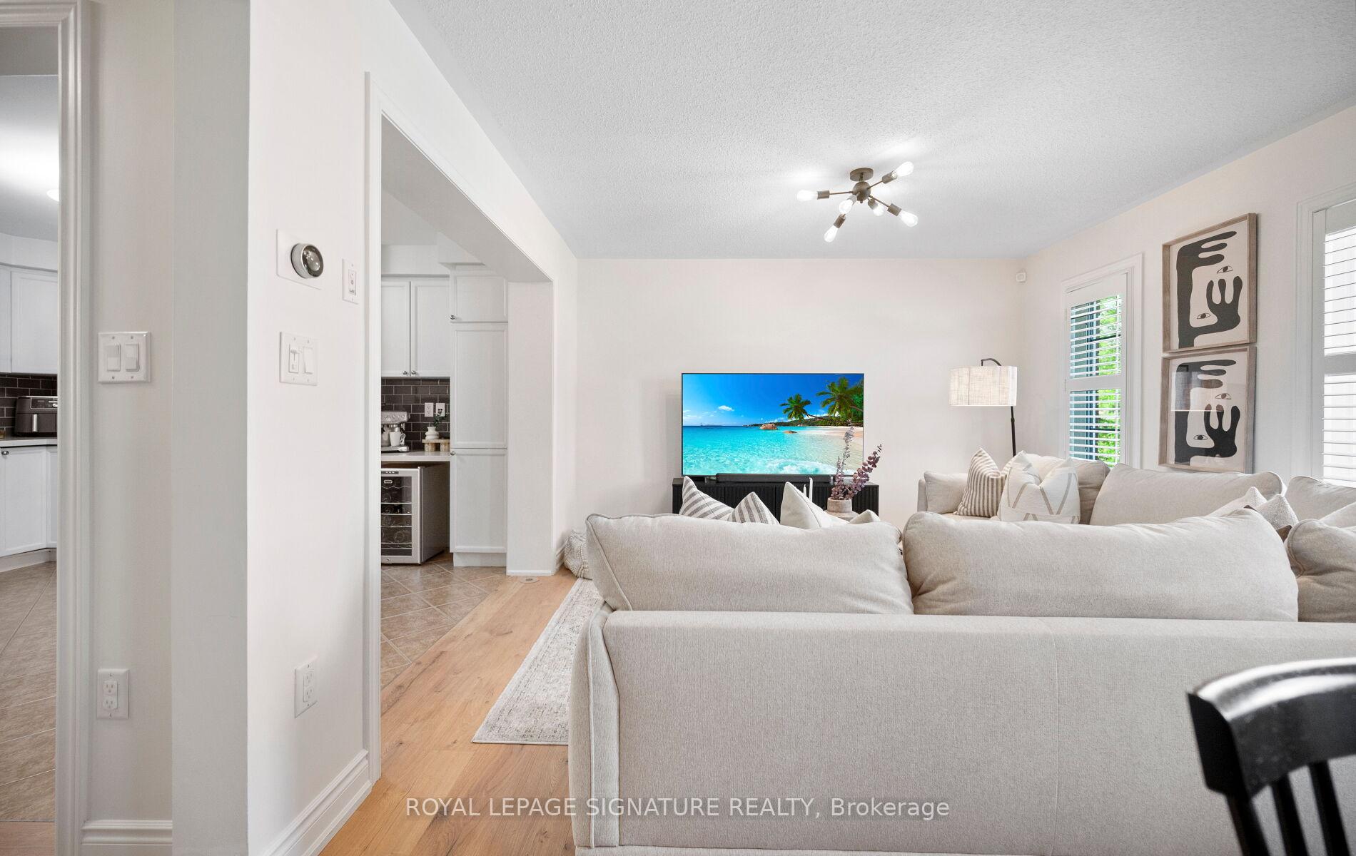 Photo 16 of 944 Deverell Place, Milton, Coates — HOMEH