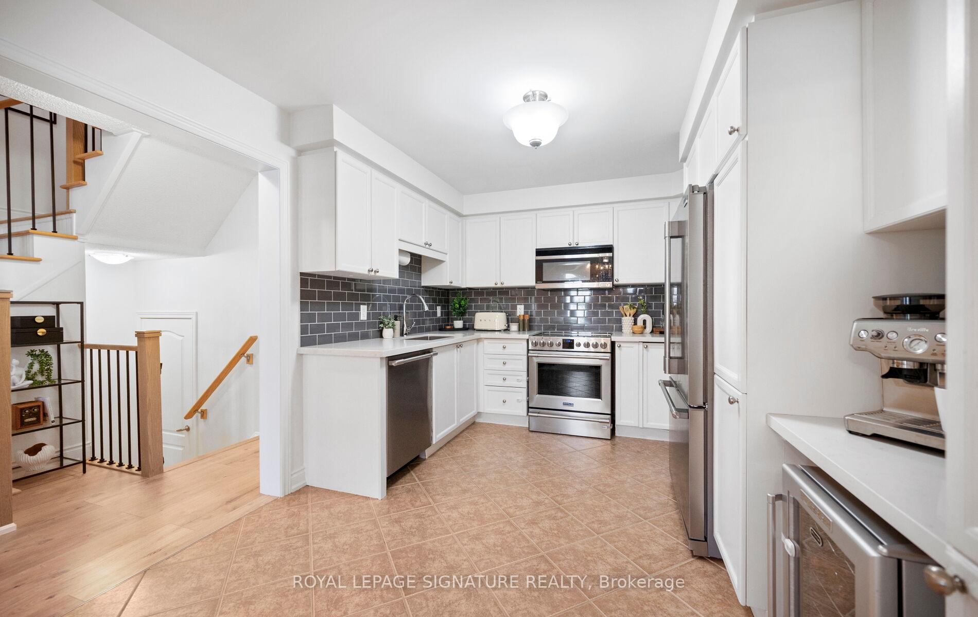 Photo 26 of 944 Deverell Place, Milton, Coates — HOMEH